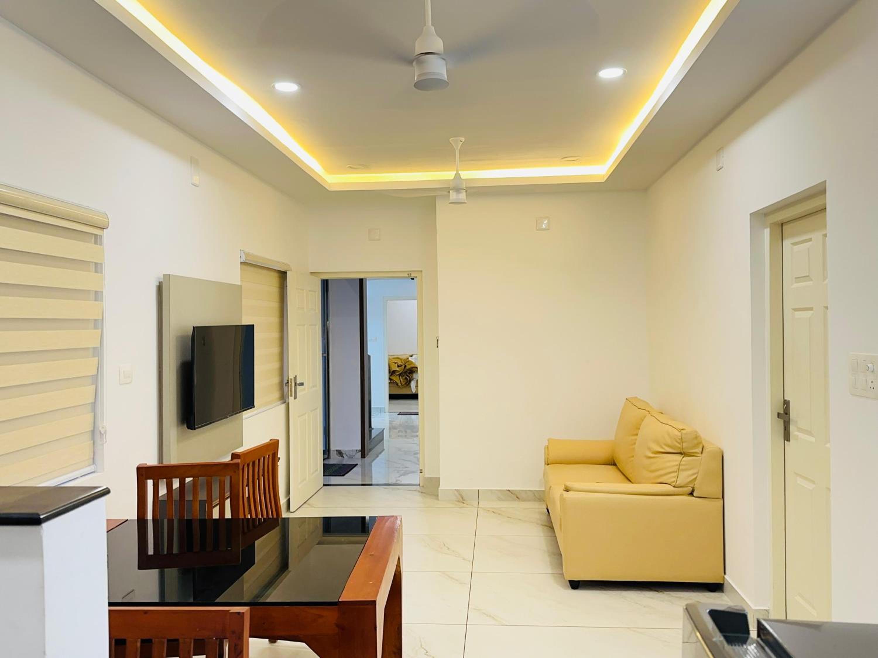 One-Bedroom Apartment - Photo 2