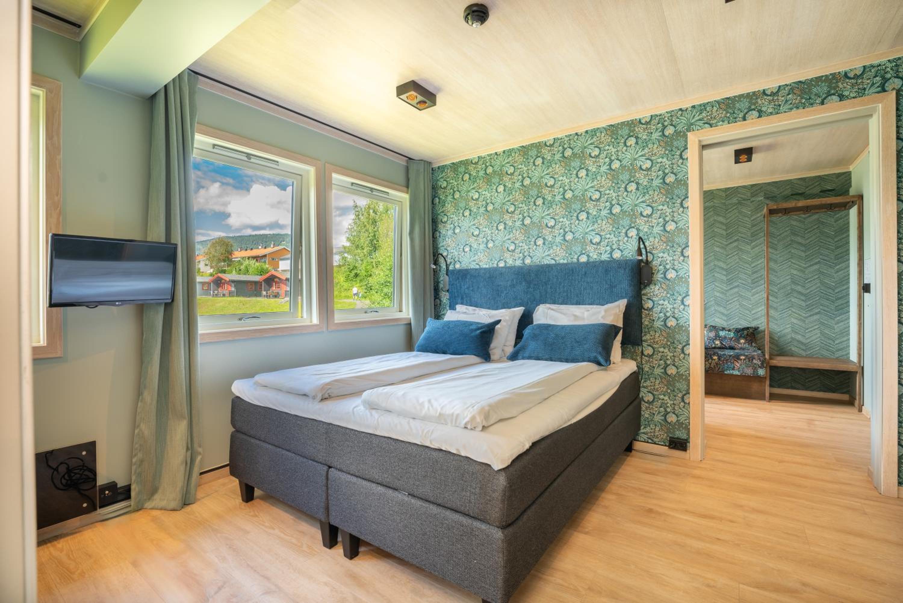 Family Room Deluxe two bedrooms 4 beds - Photo 1