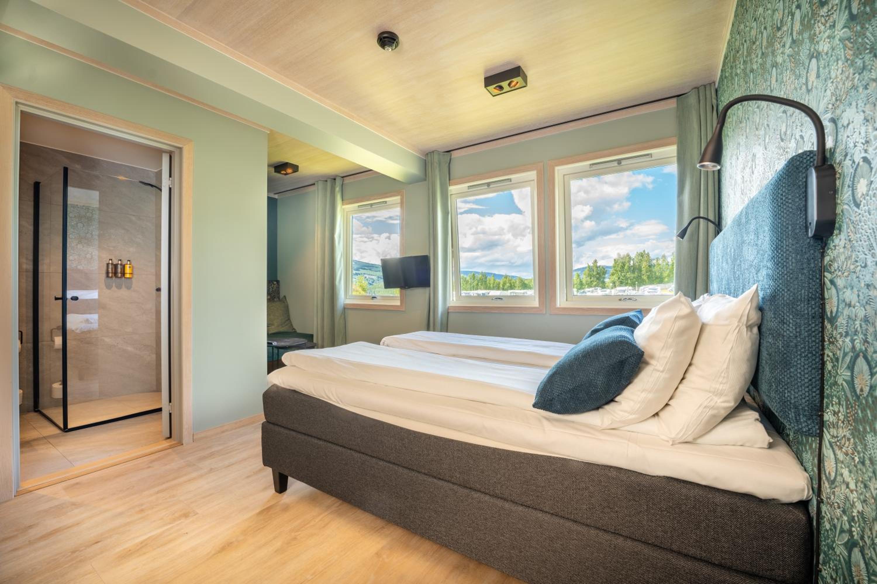 Family Room Deluxe two bedrooms 4 beds - Photo 11