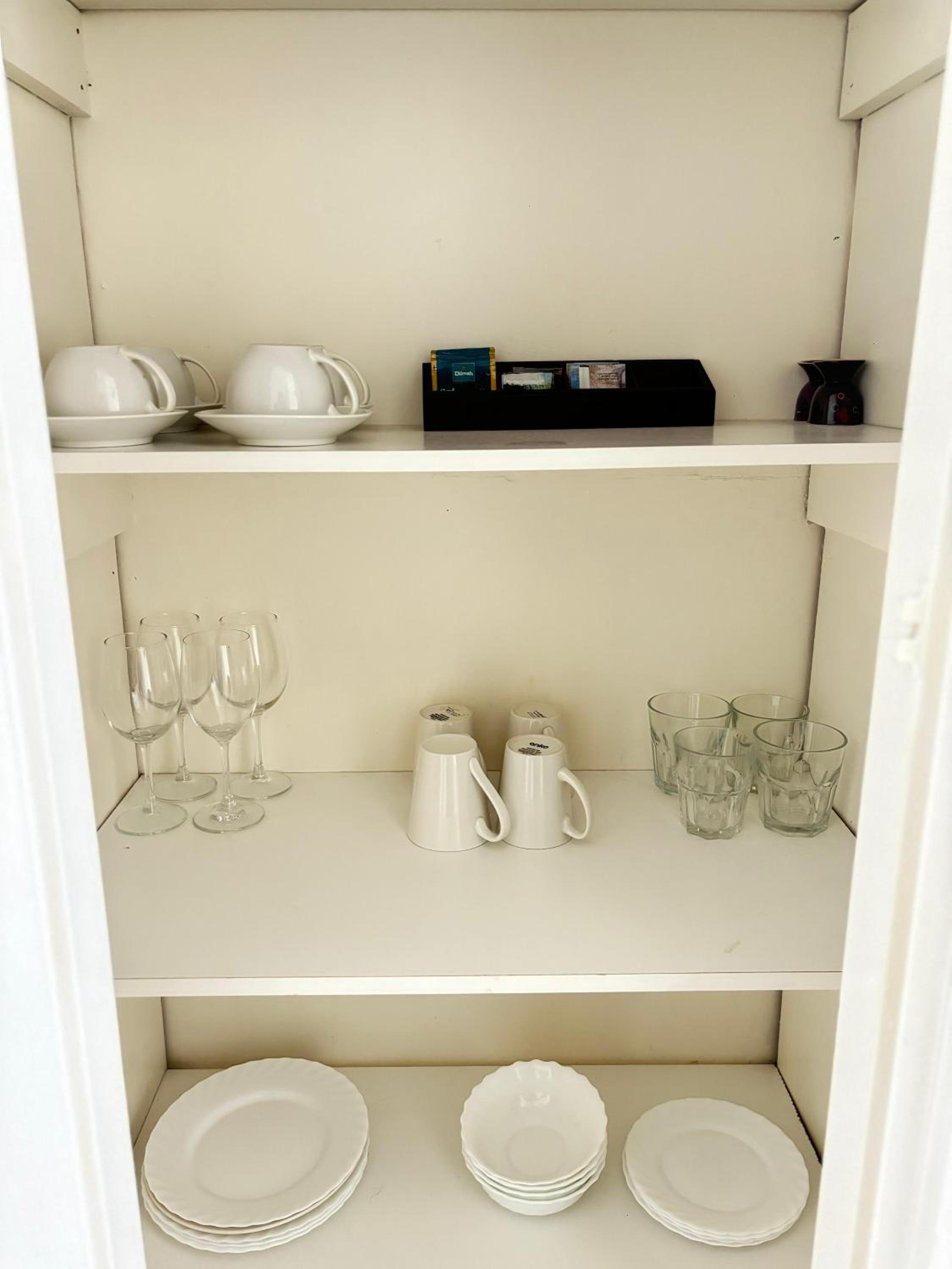 One-Bedroom photo 2