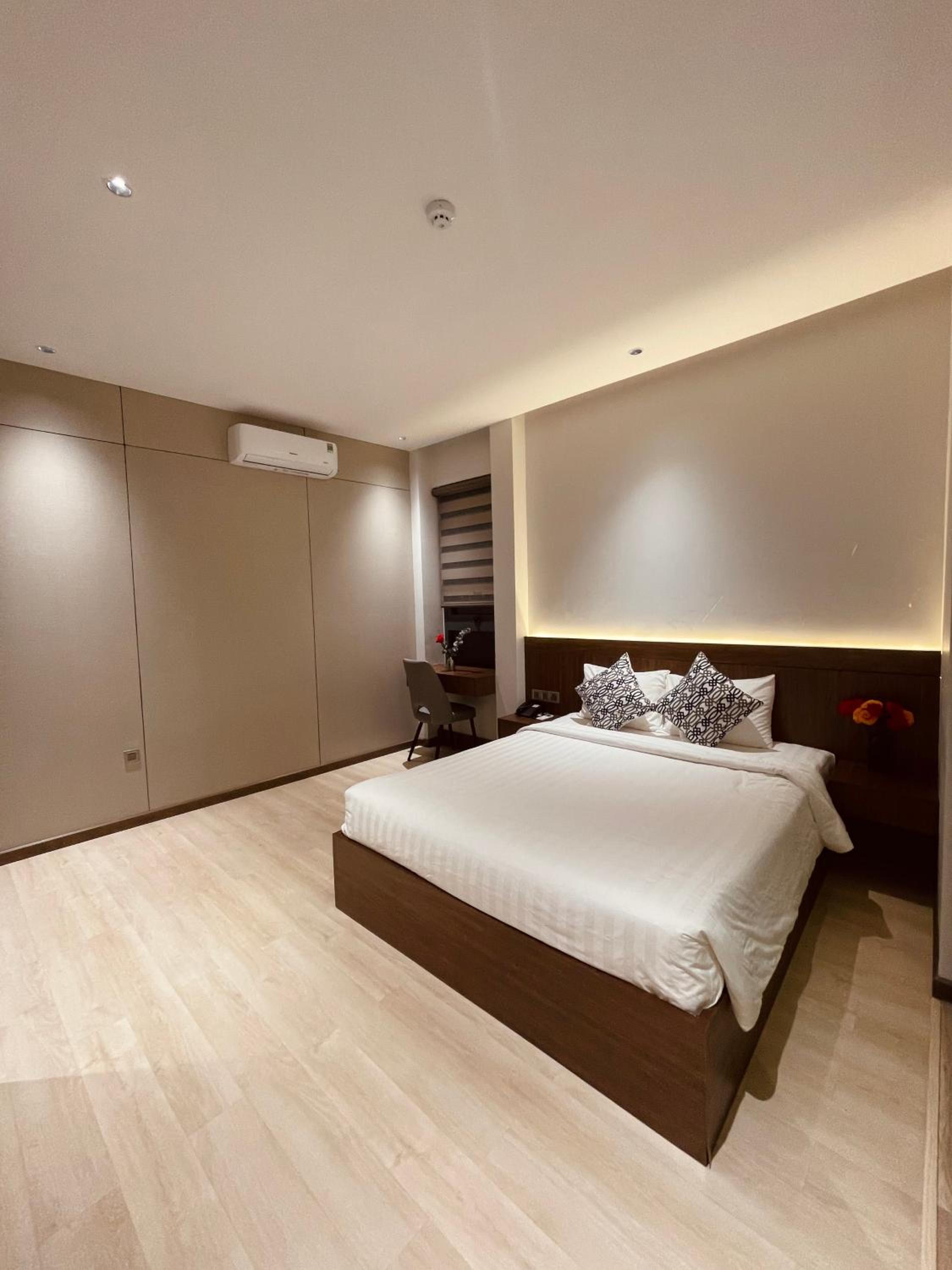 Triple Room with Bath