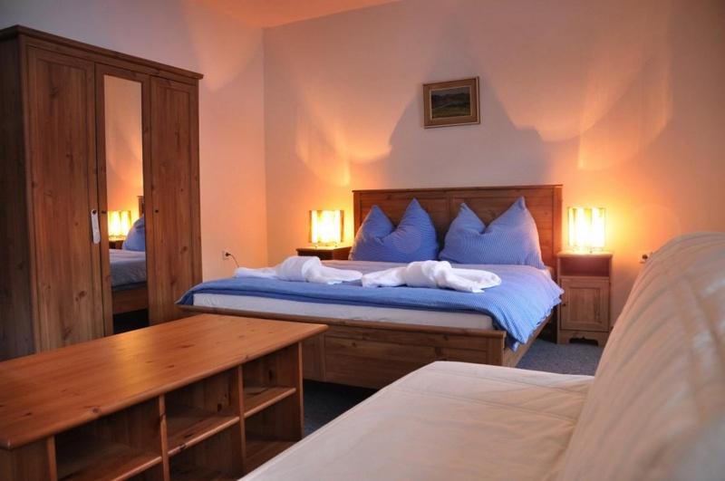 Deluxe Double Room with Bath photo 2