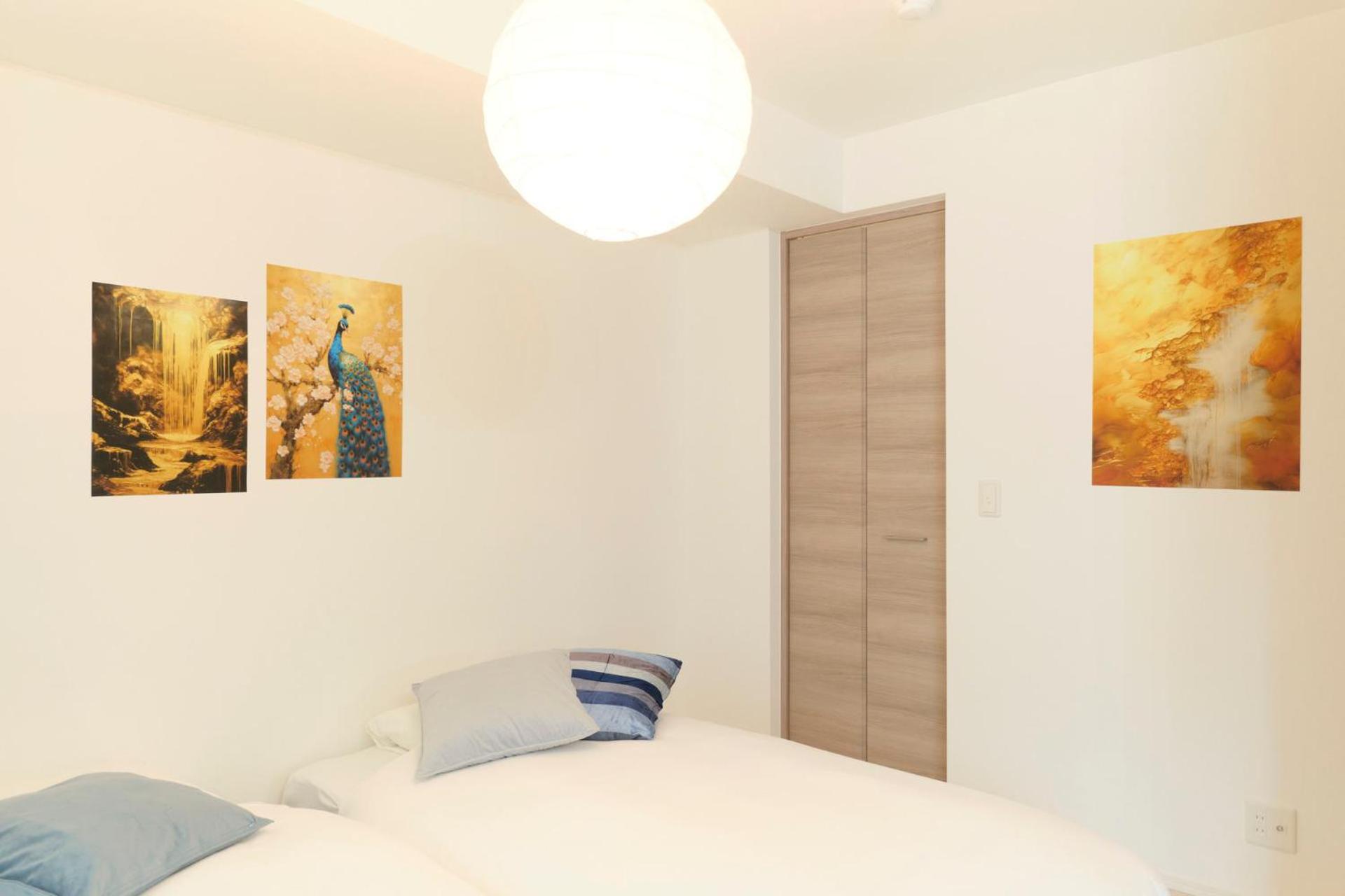 One-Bedroom Apartment photo 2