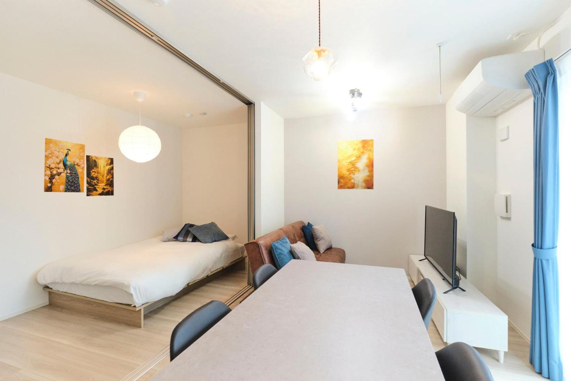 One-Bedroom Apartment photo 2
