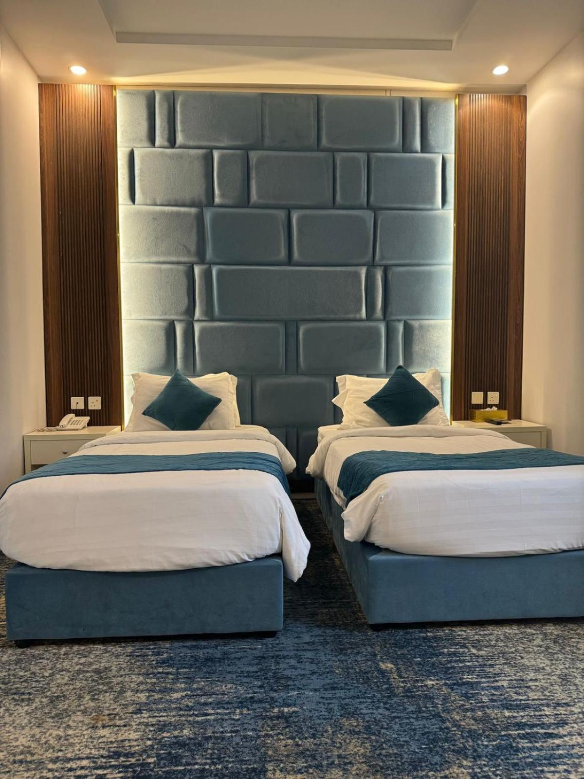 Twin Room - Photo 4
