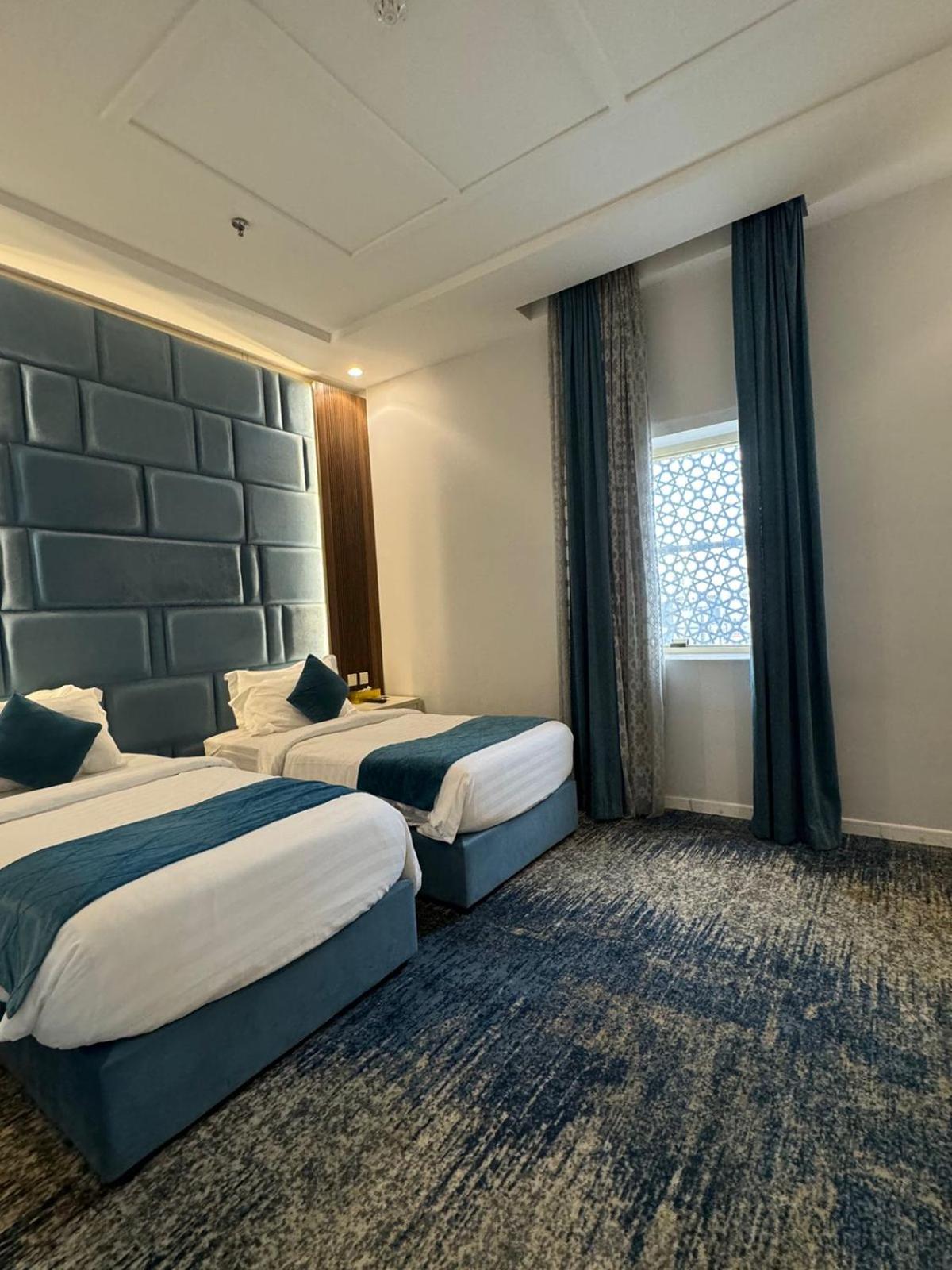 Twin Room - Photo 6