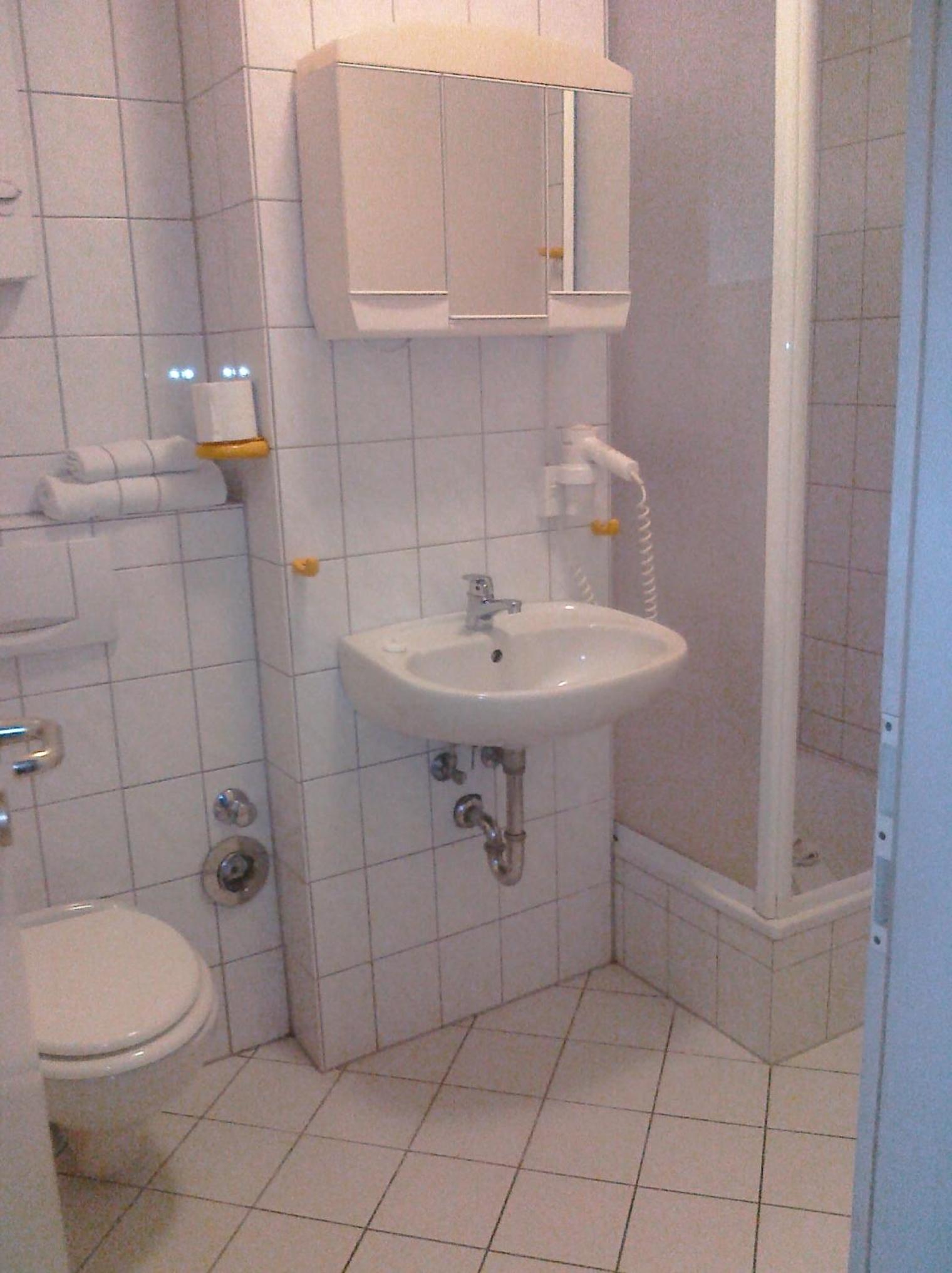 Two-Room Apartment - Photo 3