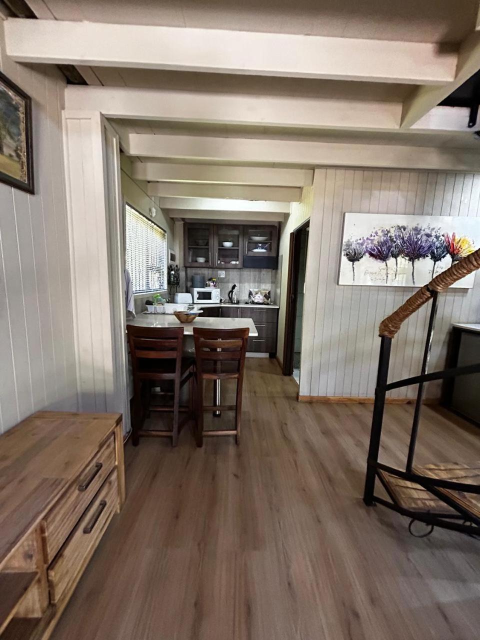 Standard Cabin - Photo 12