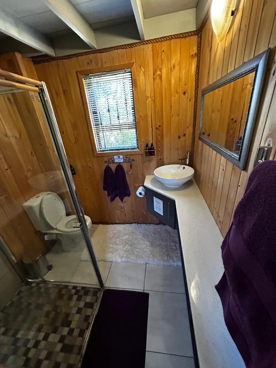 Standard Cabin - Photo 14