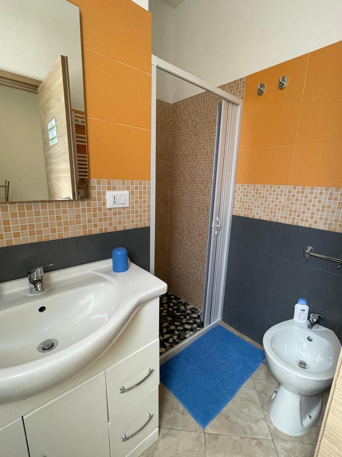 Deluxe One-Bedroom Apartment with Garden View photo 3