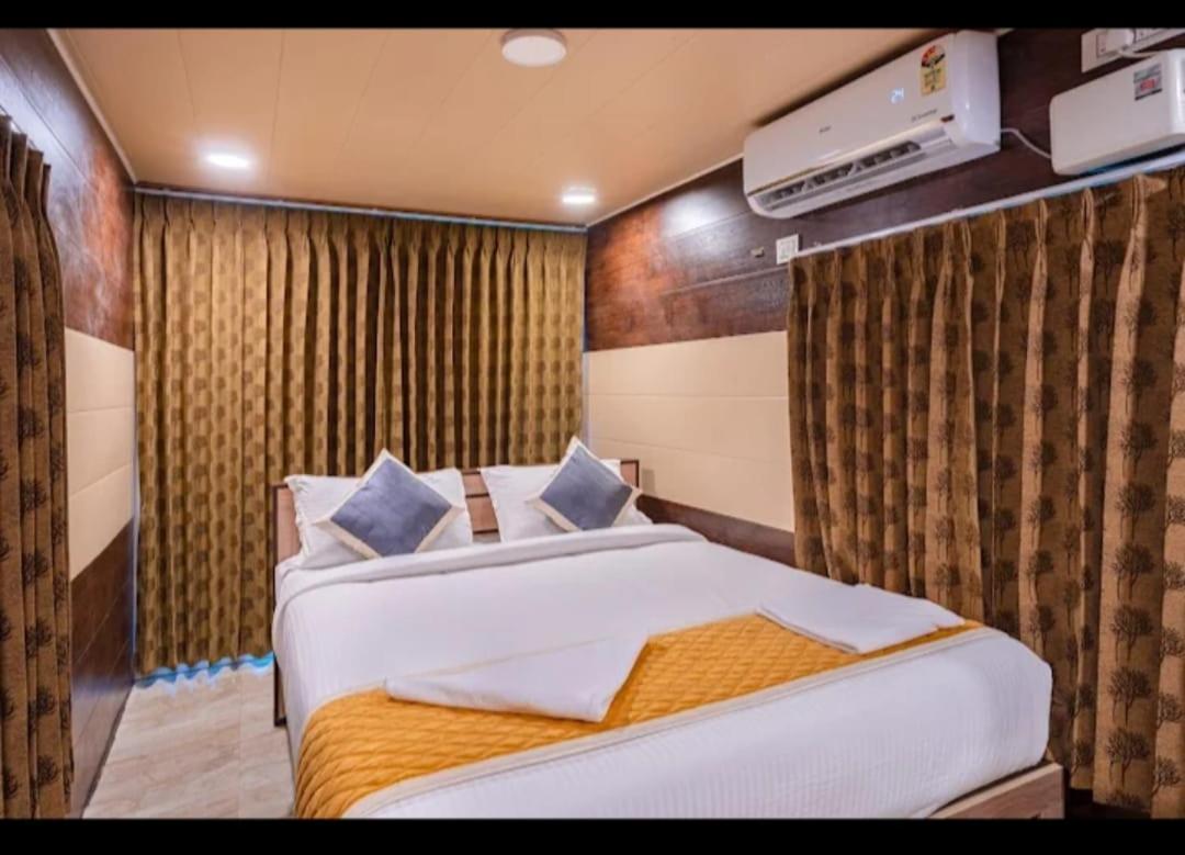Deluxe Double Room - Photo 1