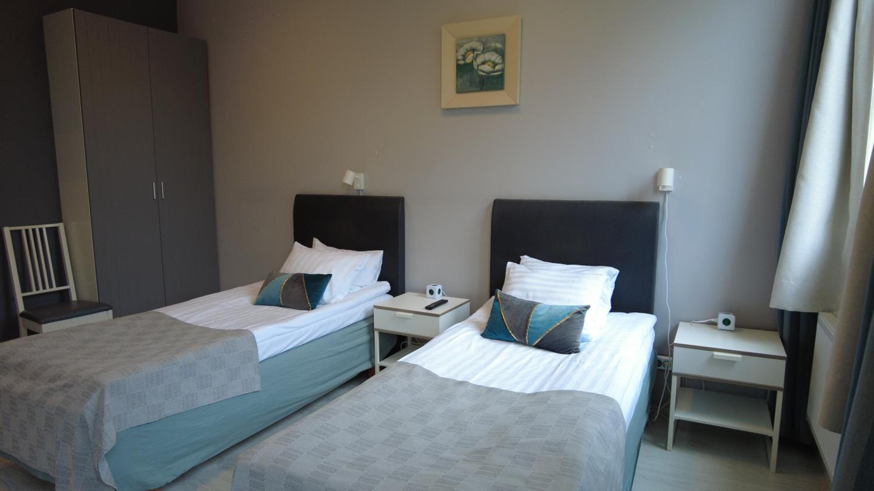 Small Twin Room photo 3