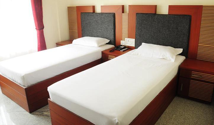 Budget Double Room photo 2