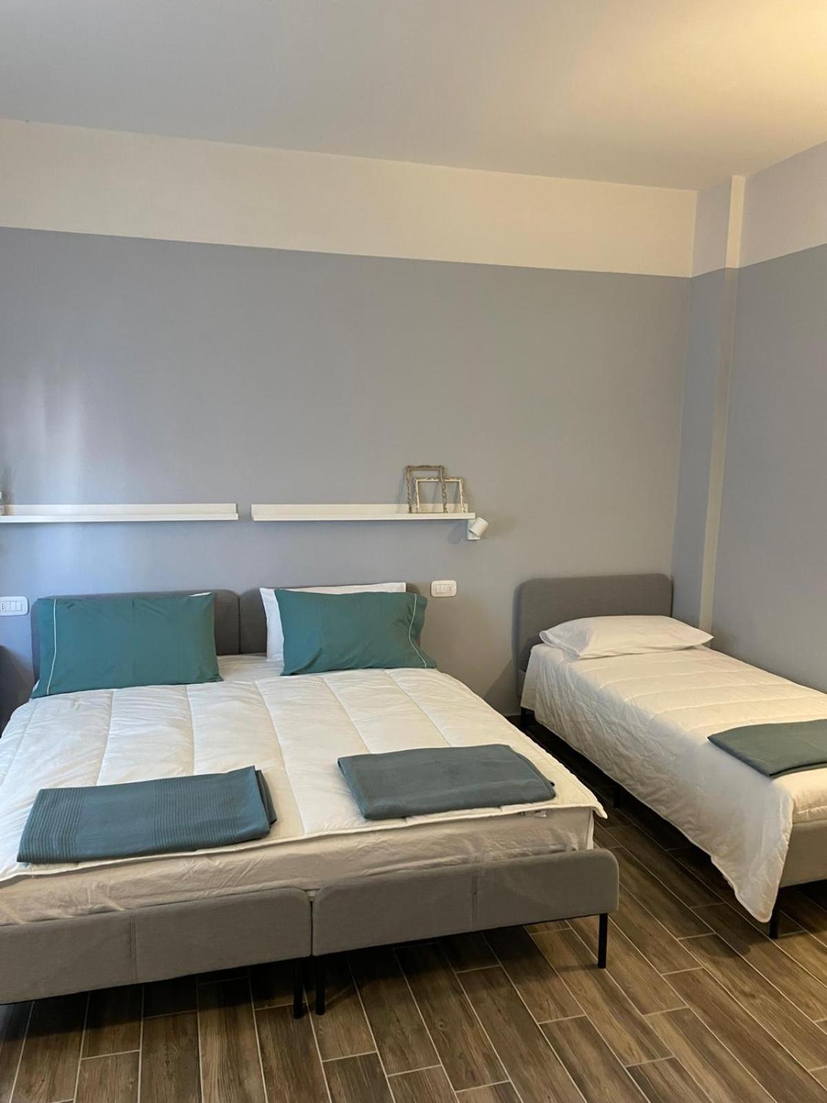 Triple Room with Private Bathroom photo 3