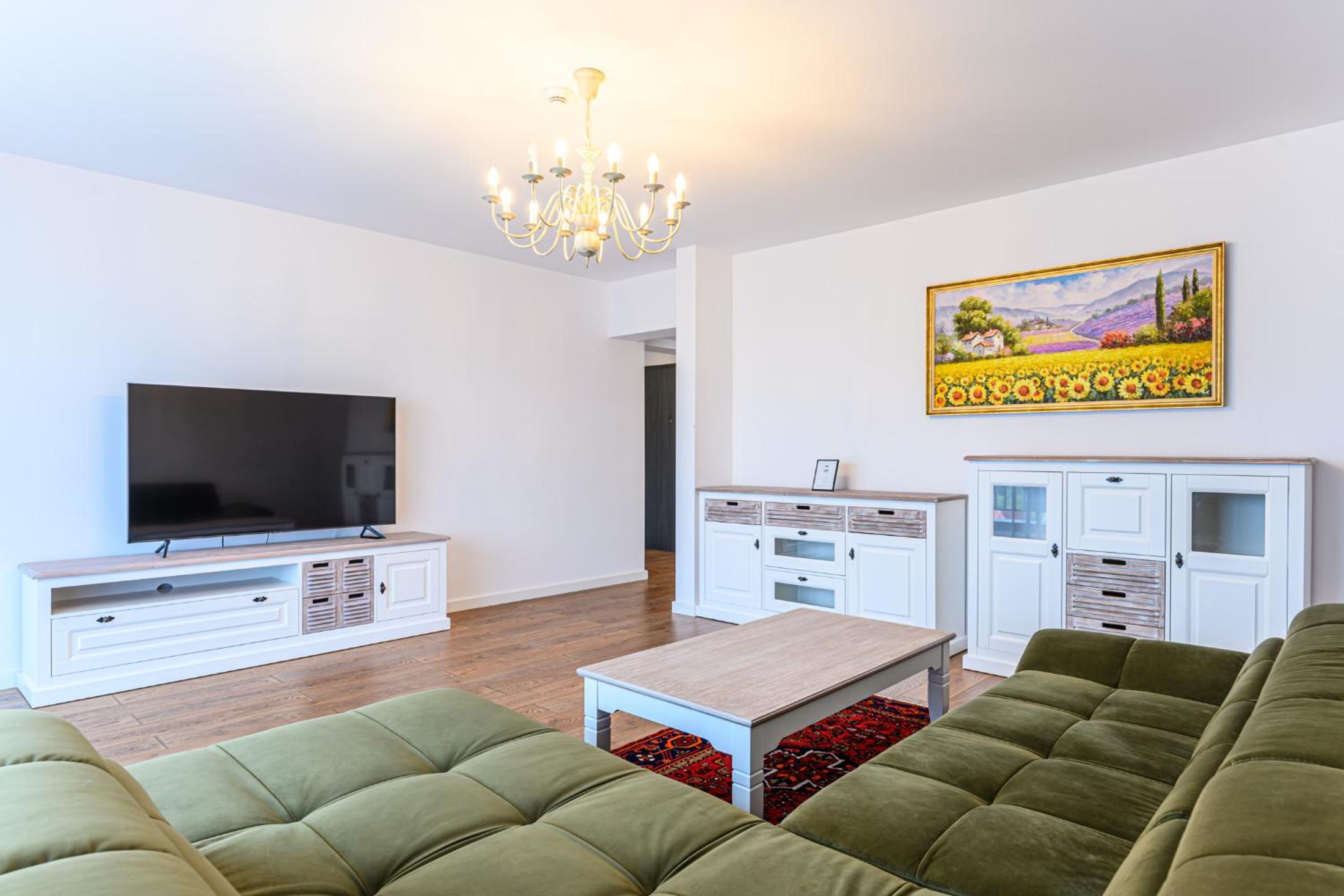 One-Bedroom Apartment