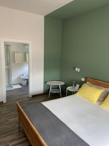 Large Double Room photo 1