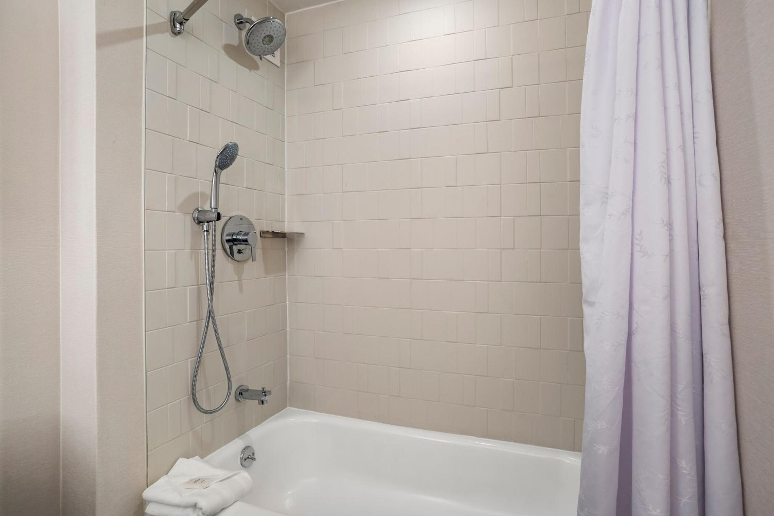 Suite, 2 Double, Sofa bed - Photo 2