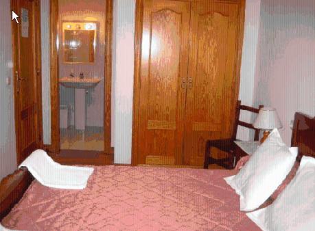 Doble con Baño Privado