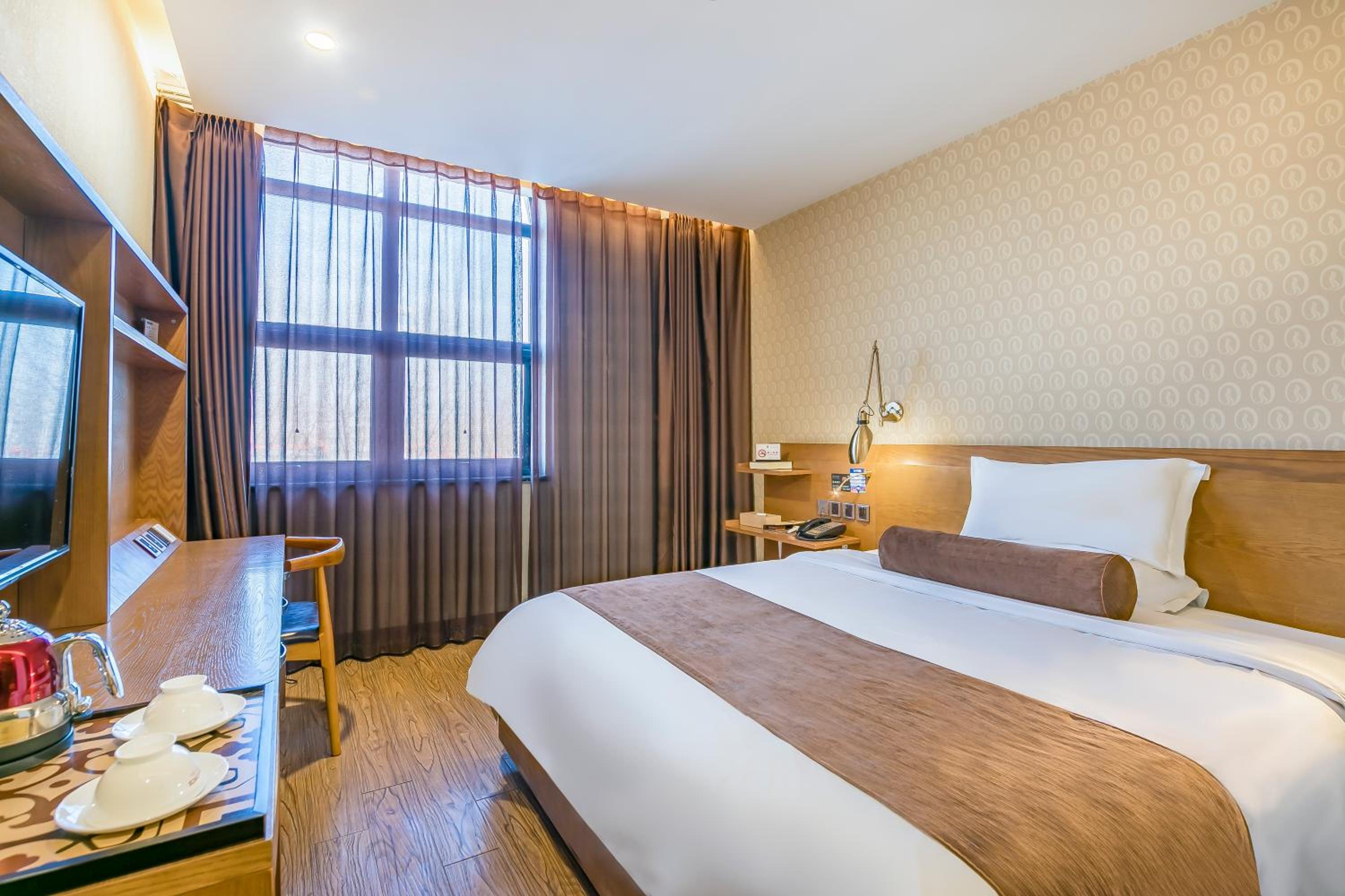 Standard King Room