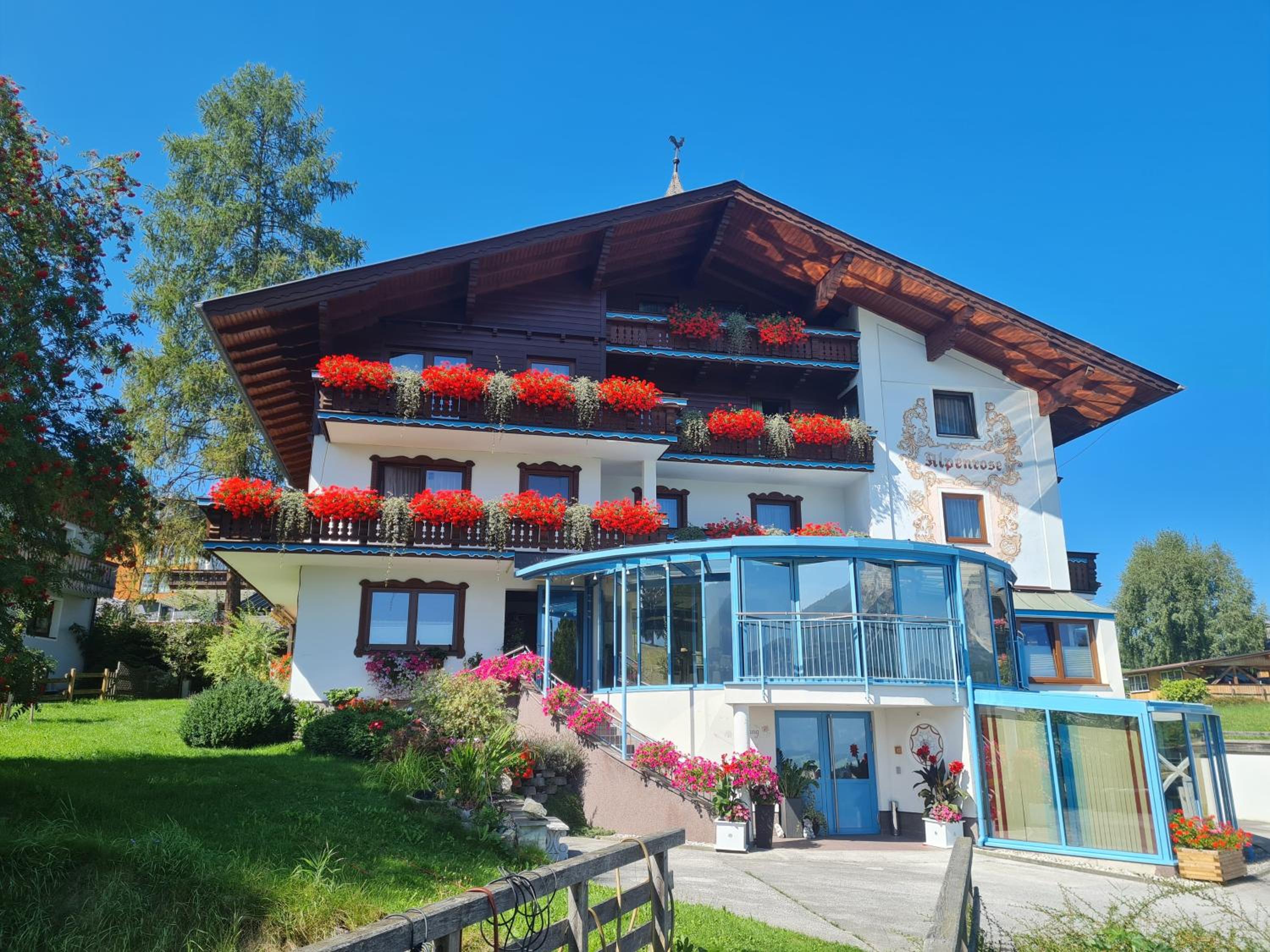 Two-Bedroom Apartment with Mountain View