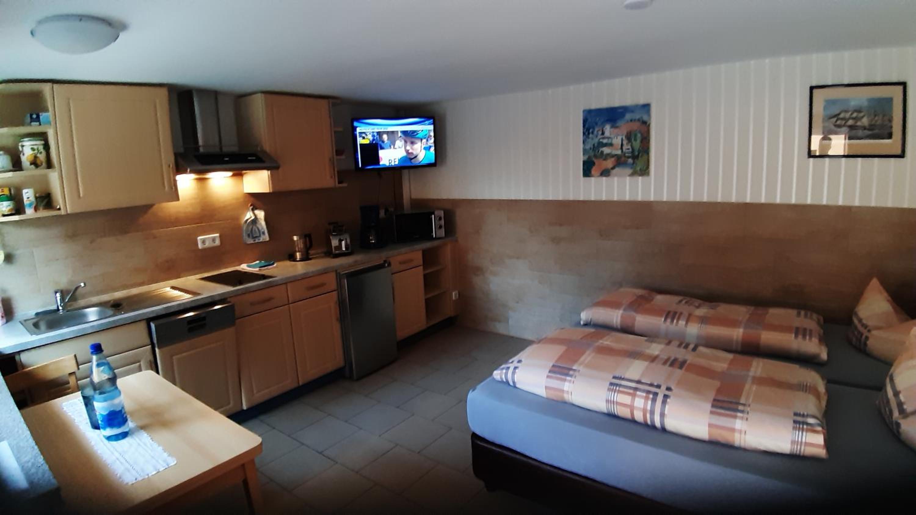Double or Twin Room with Private External Bathroom photo 3