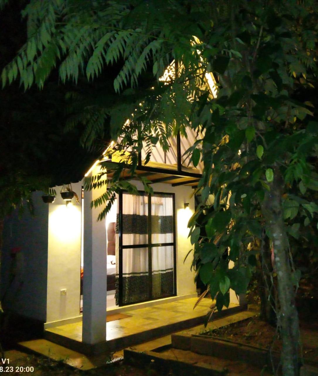 Two-Bedroom House photo 3
