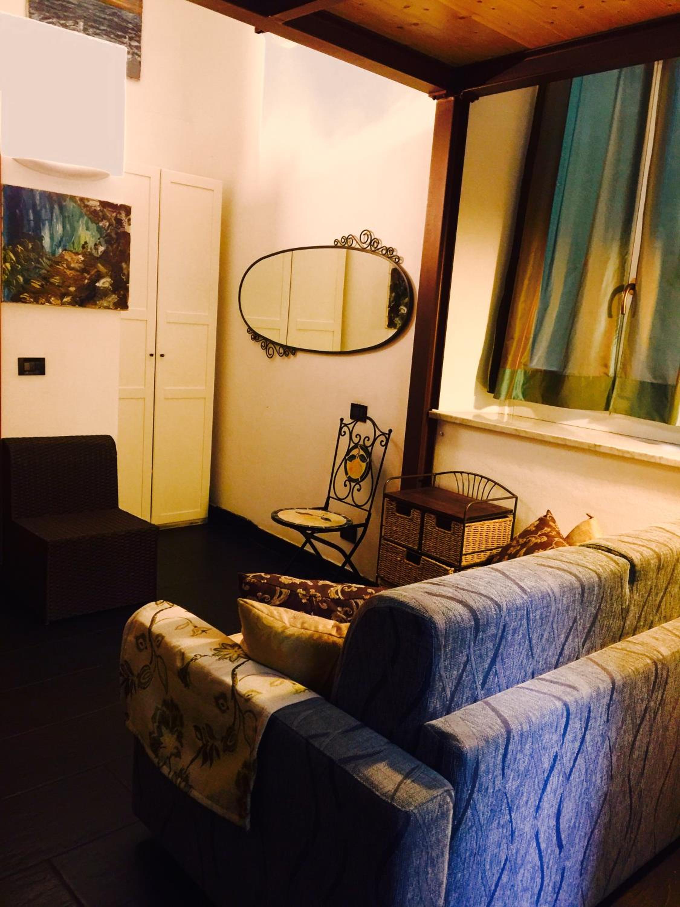 Double Room - Photo 10