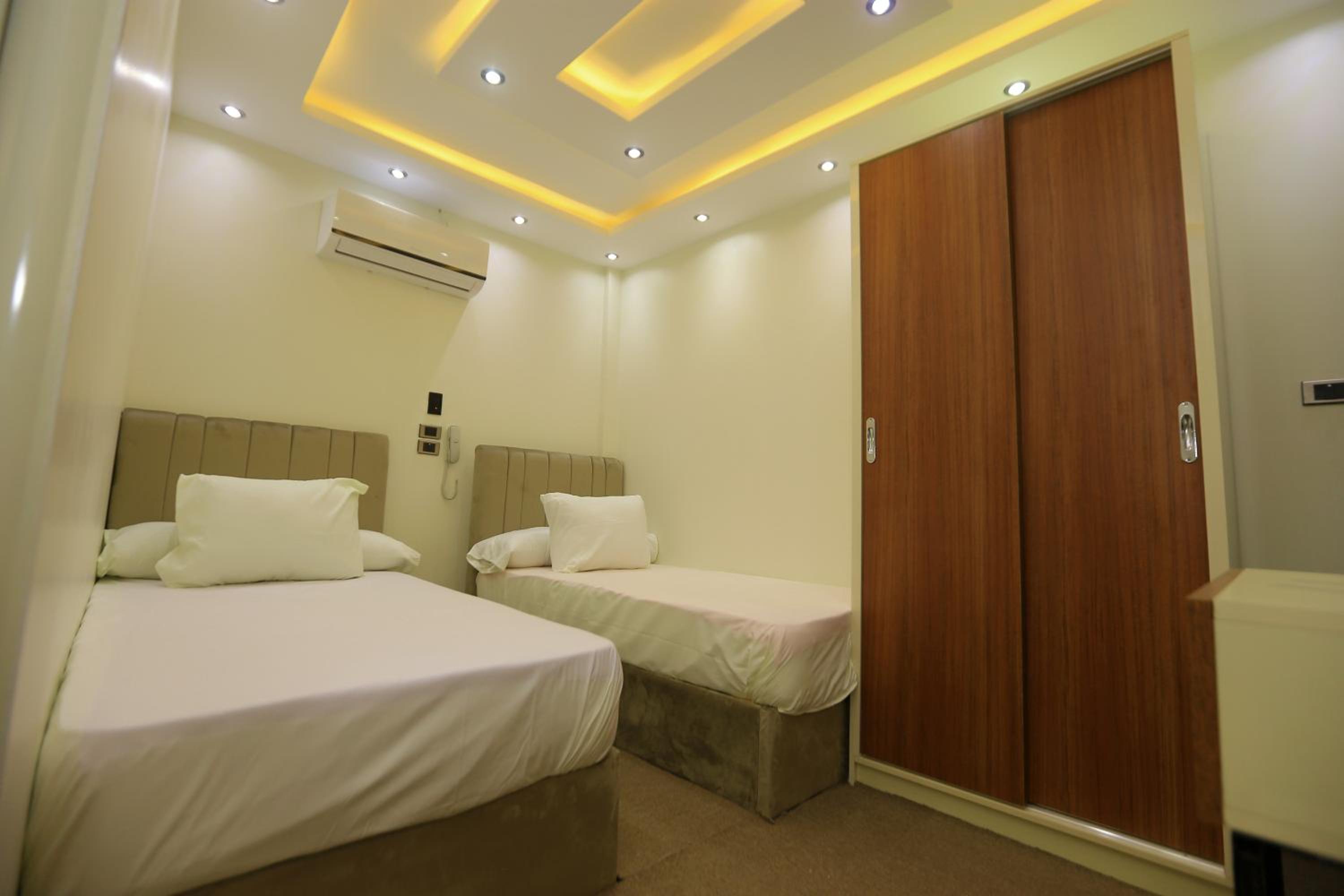 Deluxe Double Room photo 3