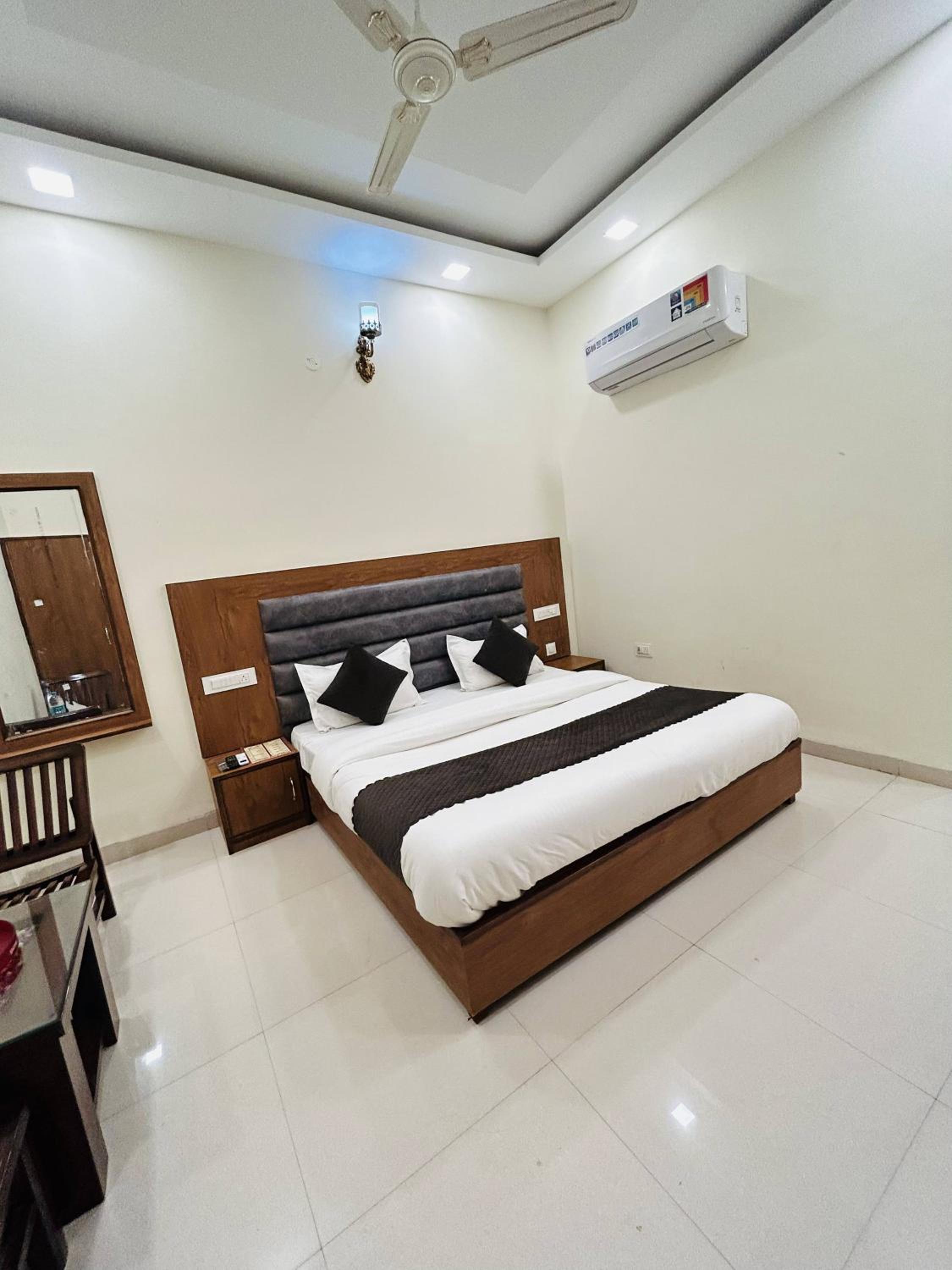 Double Room photo 3