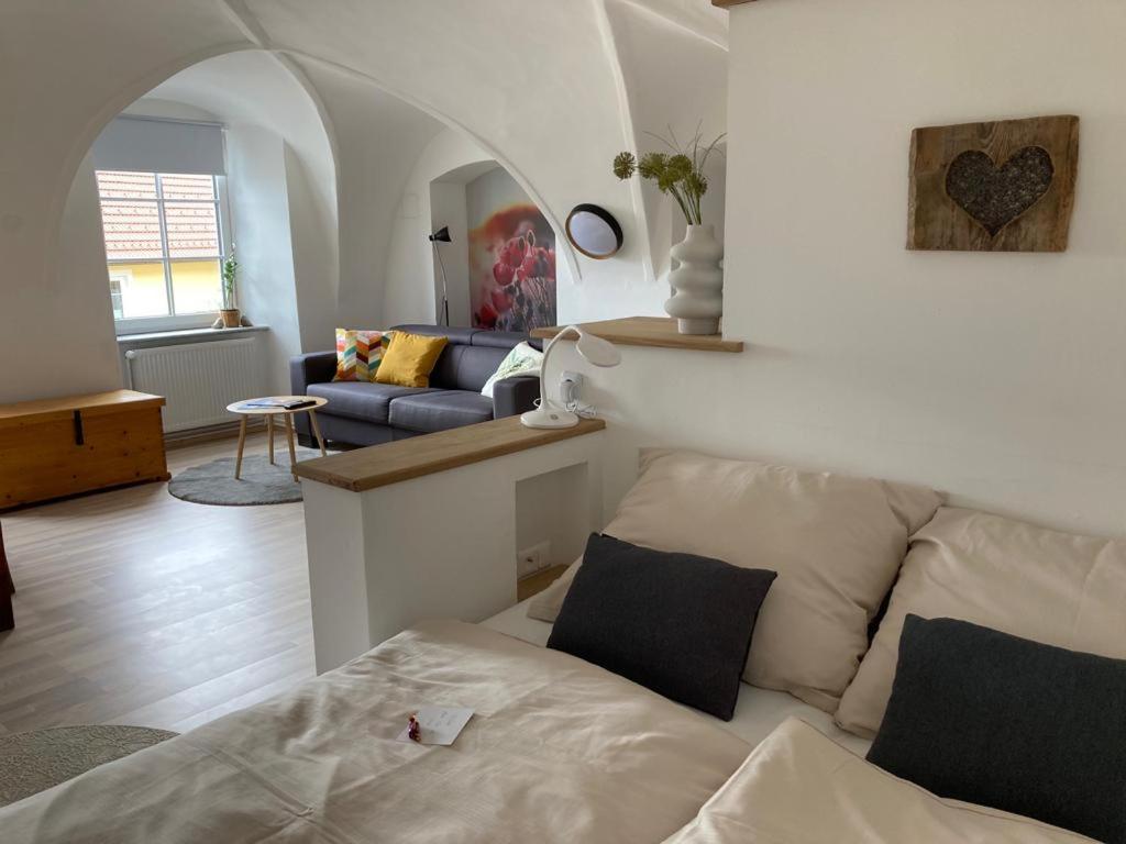 One-Bedroom Apartment with City View photo 1
