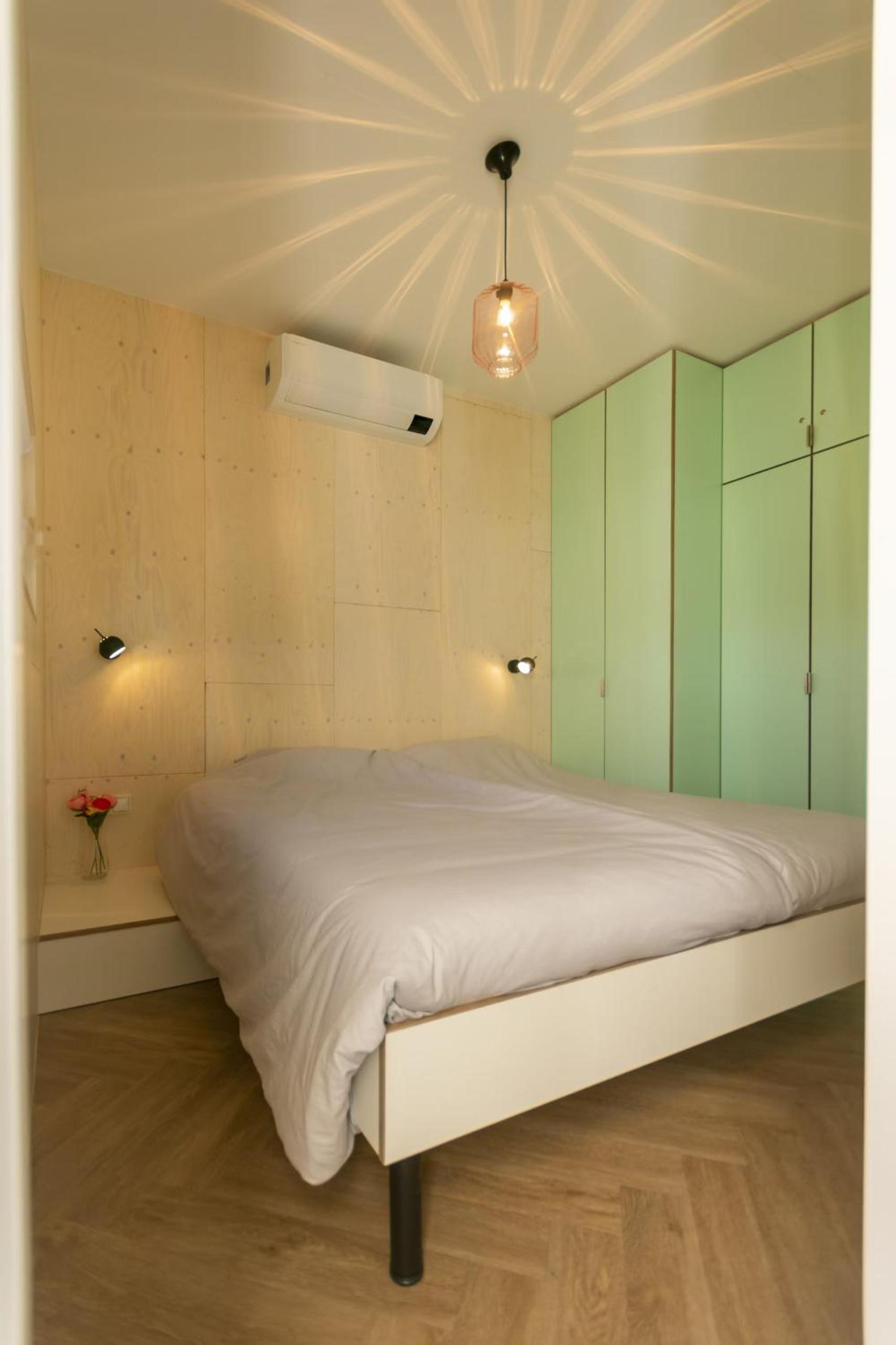 Three-Bedroom House photo 1