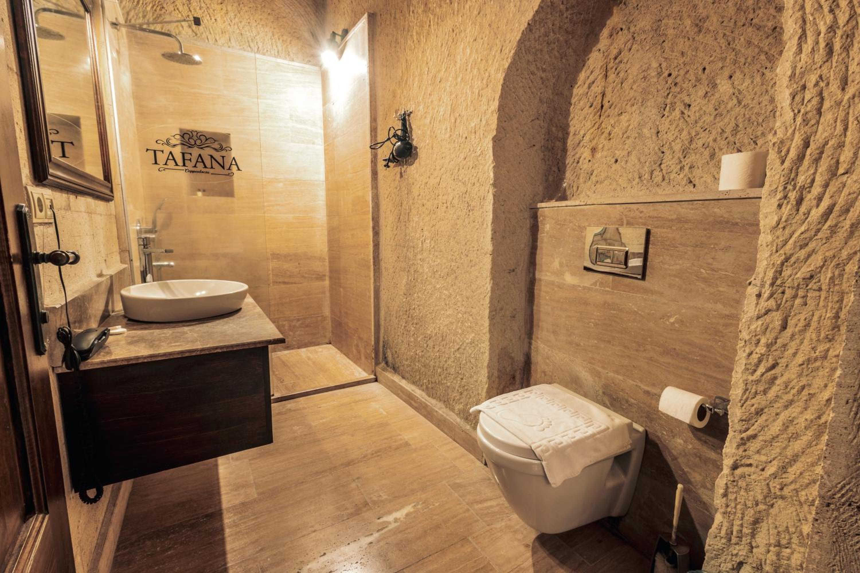 King Room with Spa Bath - Photo 20