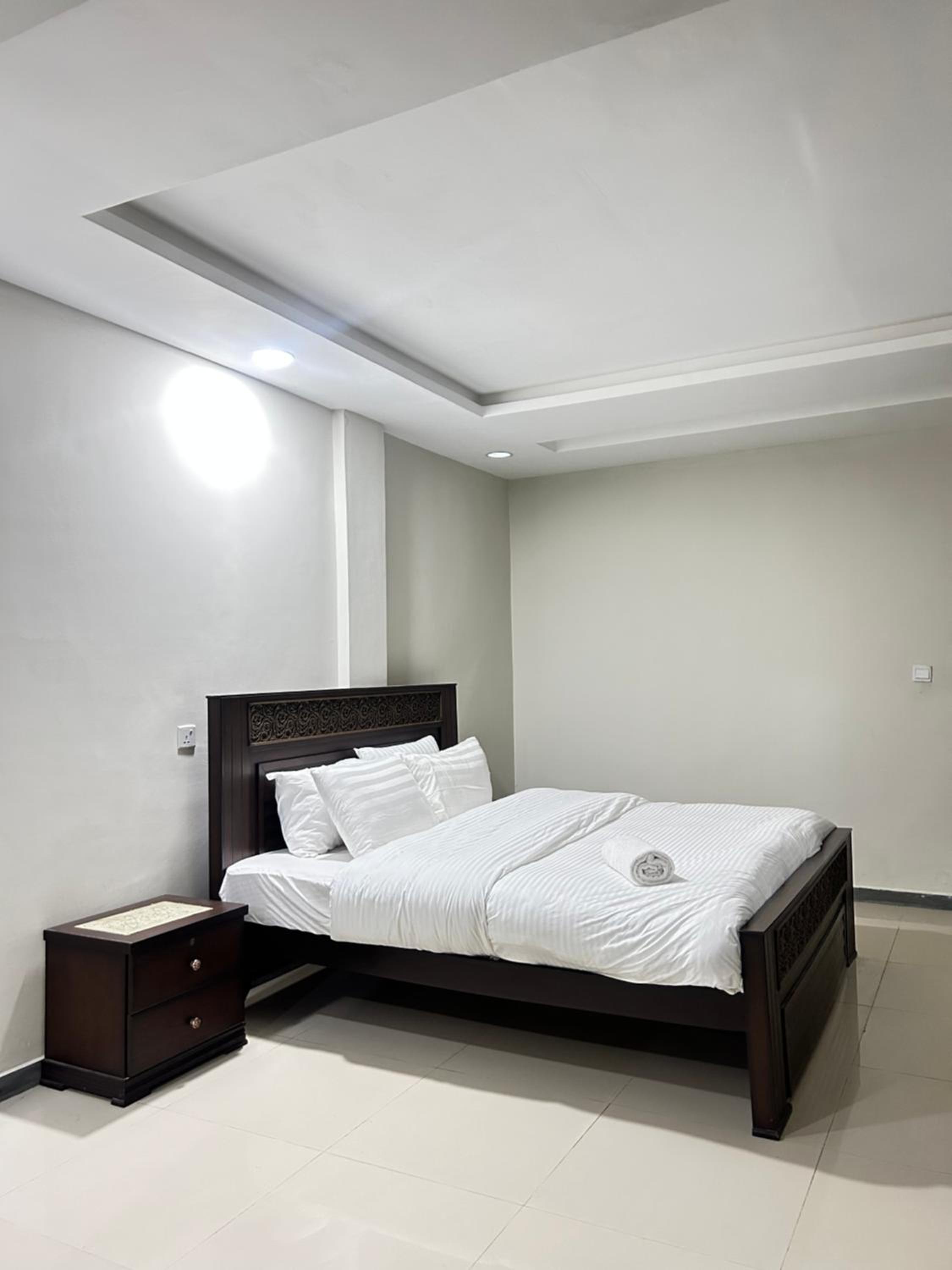 One-Bedroom Apartment photo 3