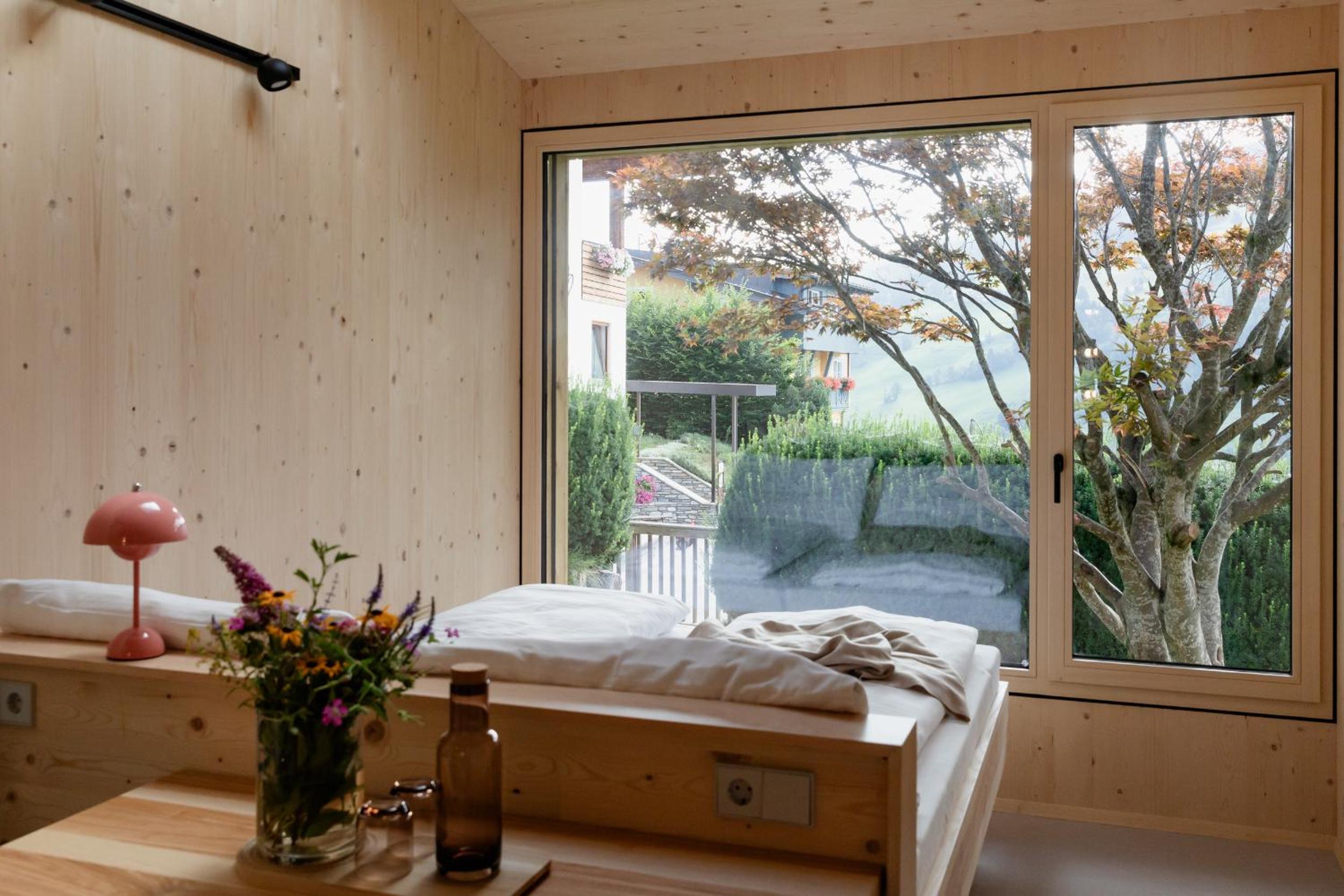 Chalet with Garden View photo 3