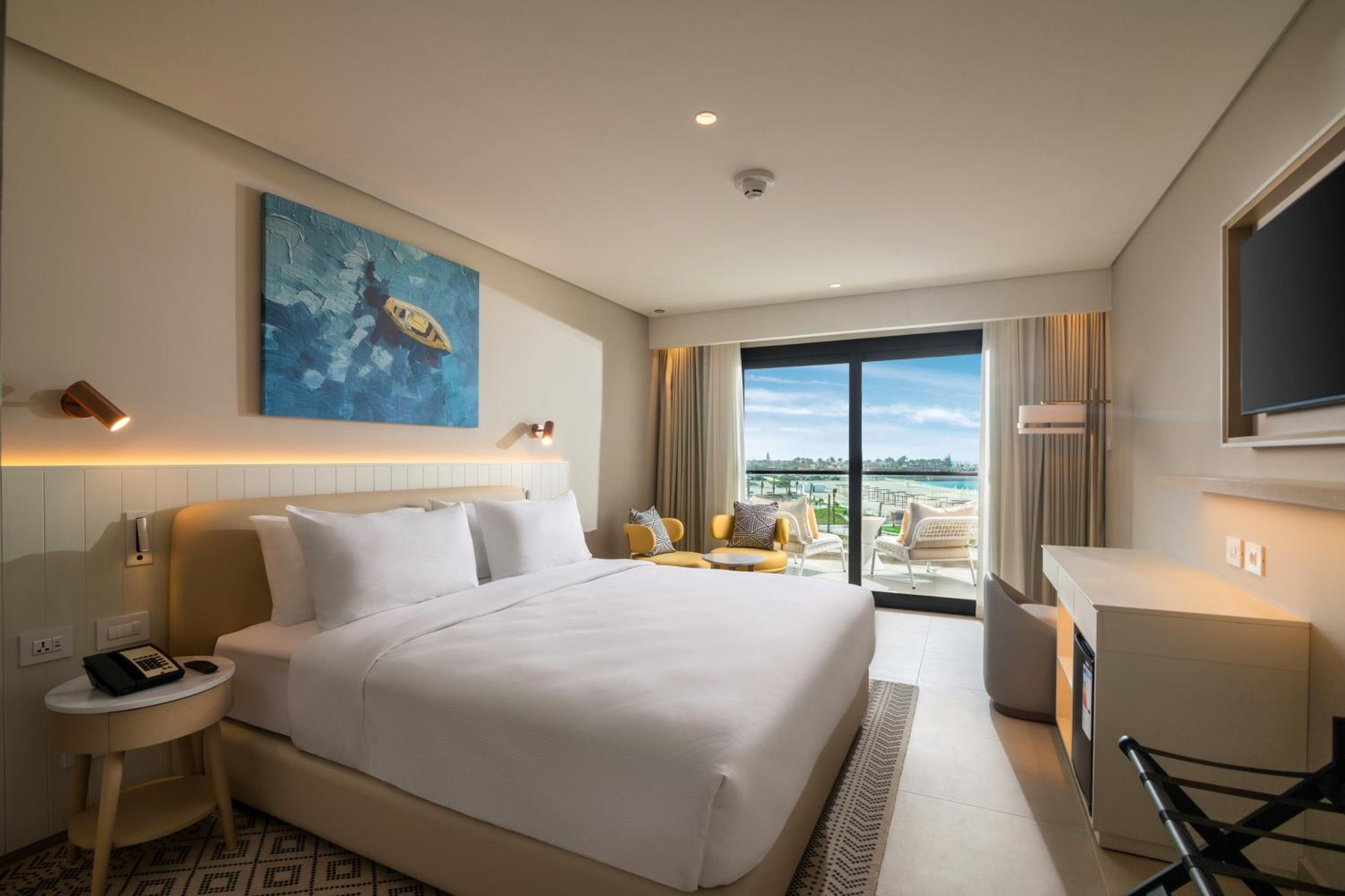 Sea View Room - King Bed - Photo 1