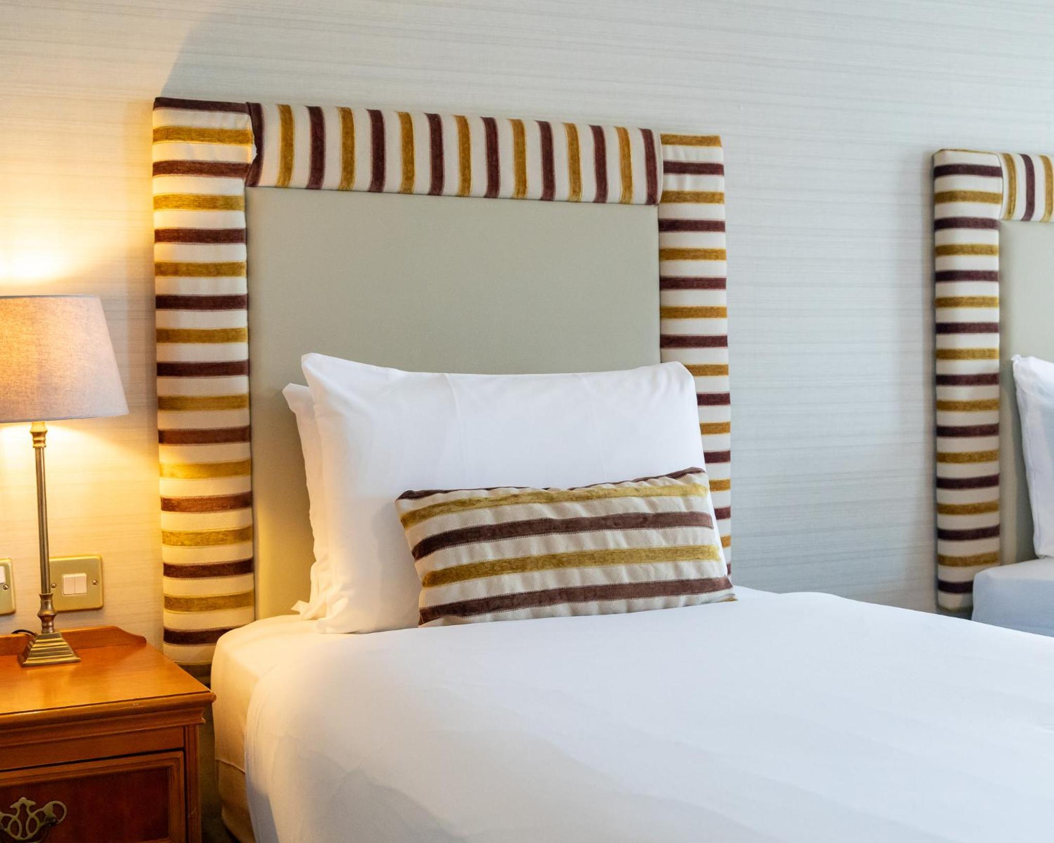 Twin Room - Photo 2