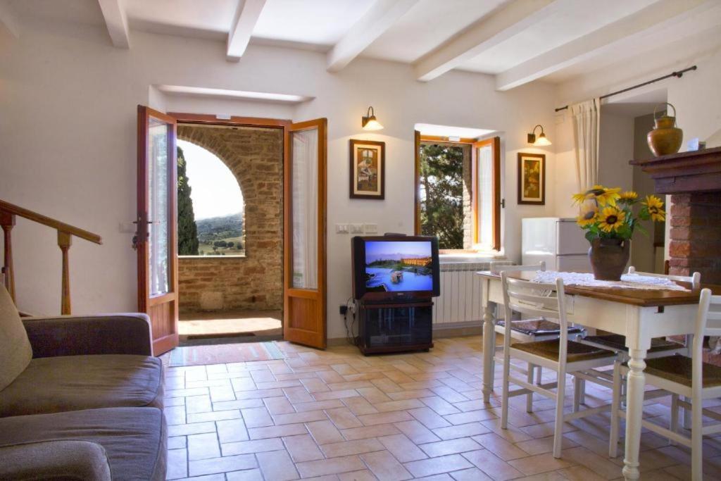 Maisonette photo 1