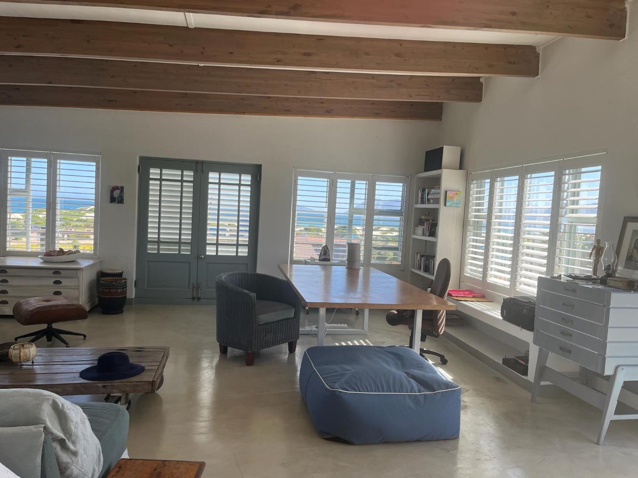 Three-Bedroom Villa photo 1