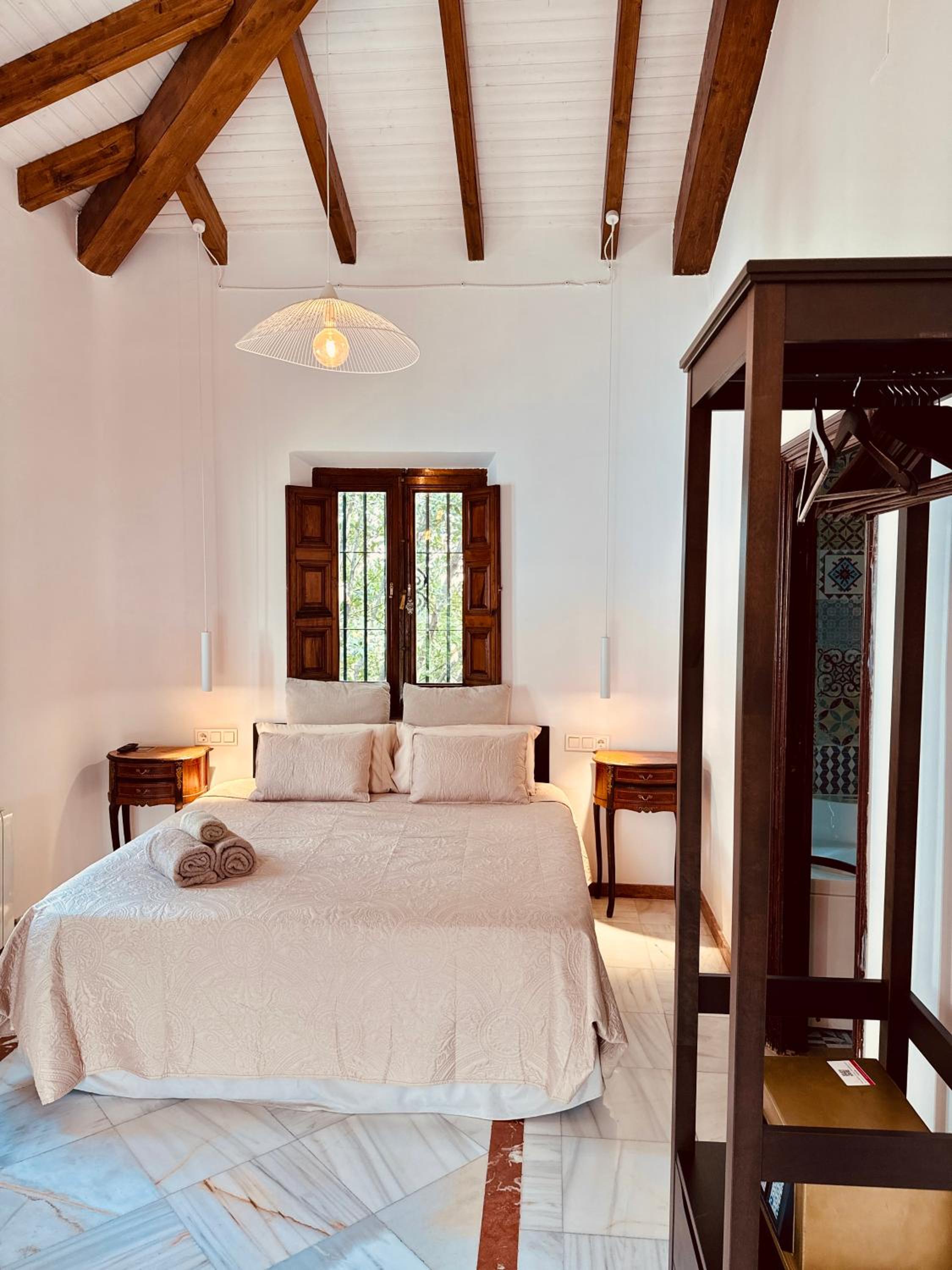 Habitación Queen con Bañera de Hidromasaje