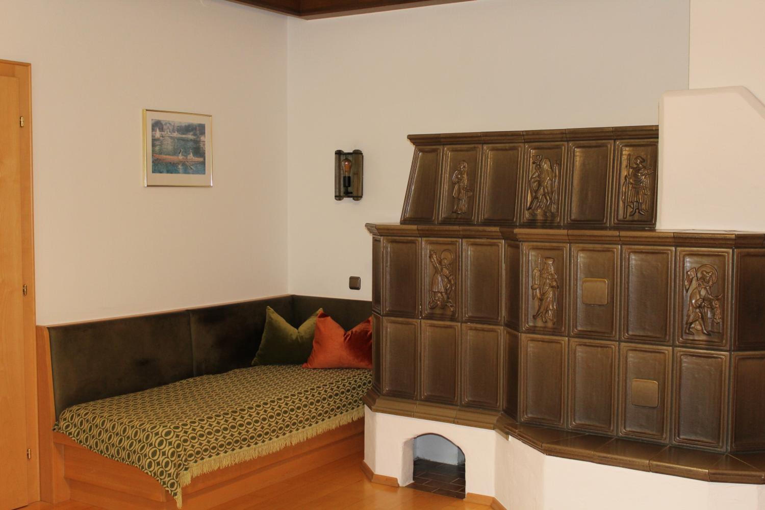 Apartment - Ground Floor photo 2