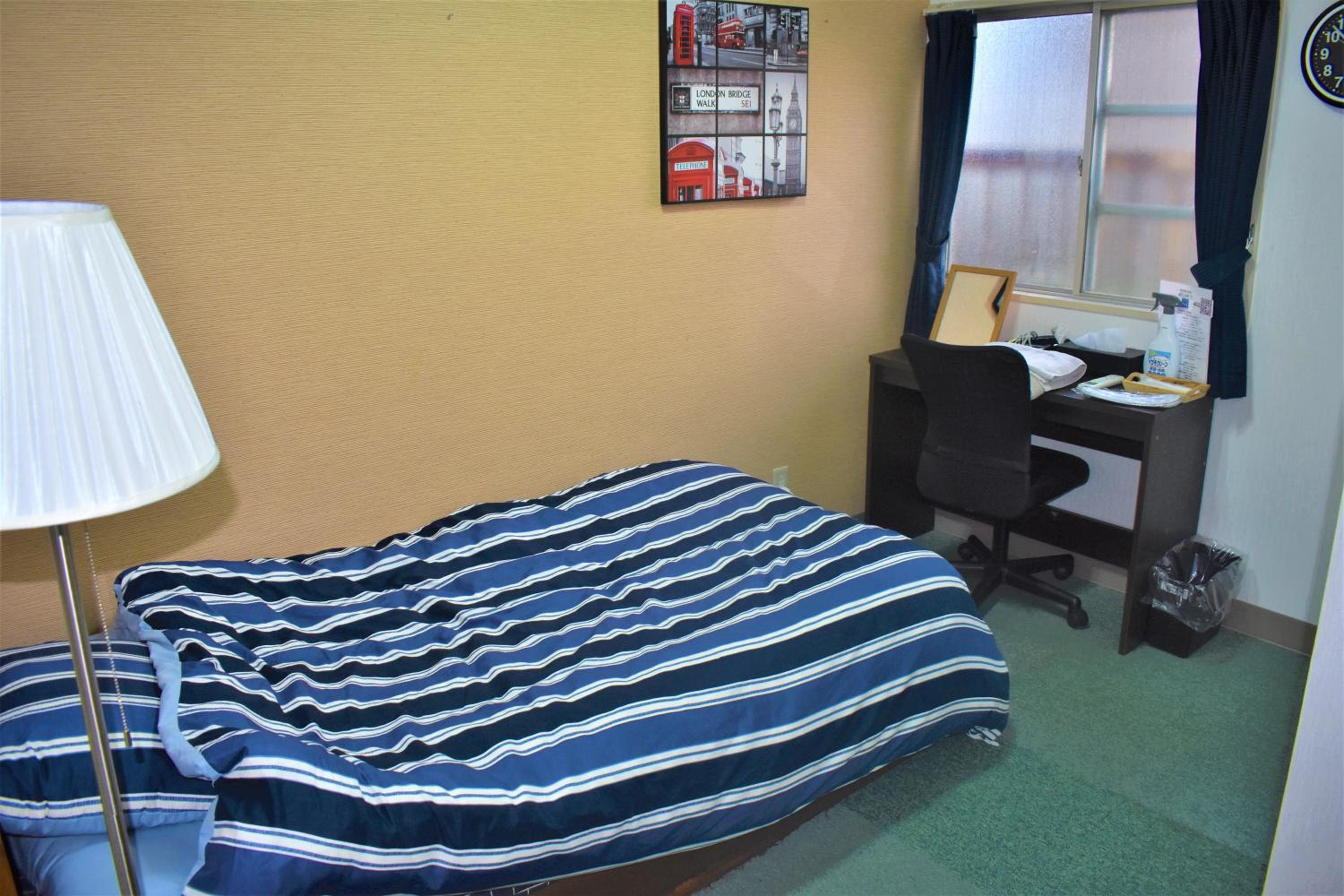 Single Room photo 2