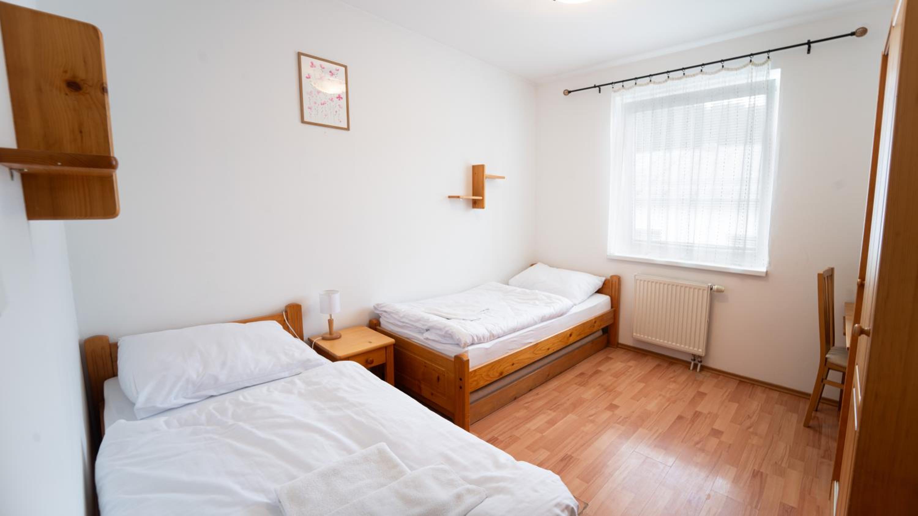 Twin Room with Extra Bed photo 3