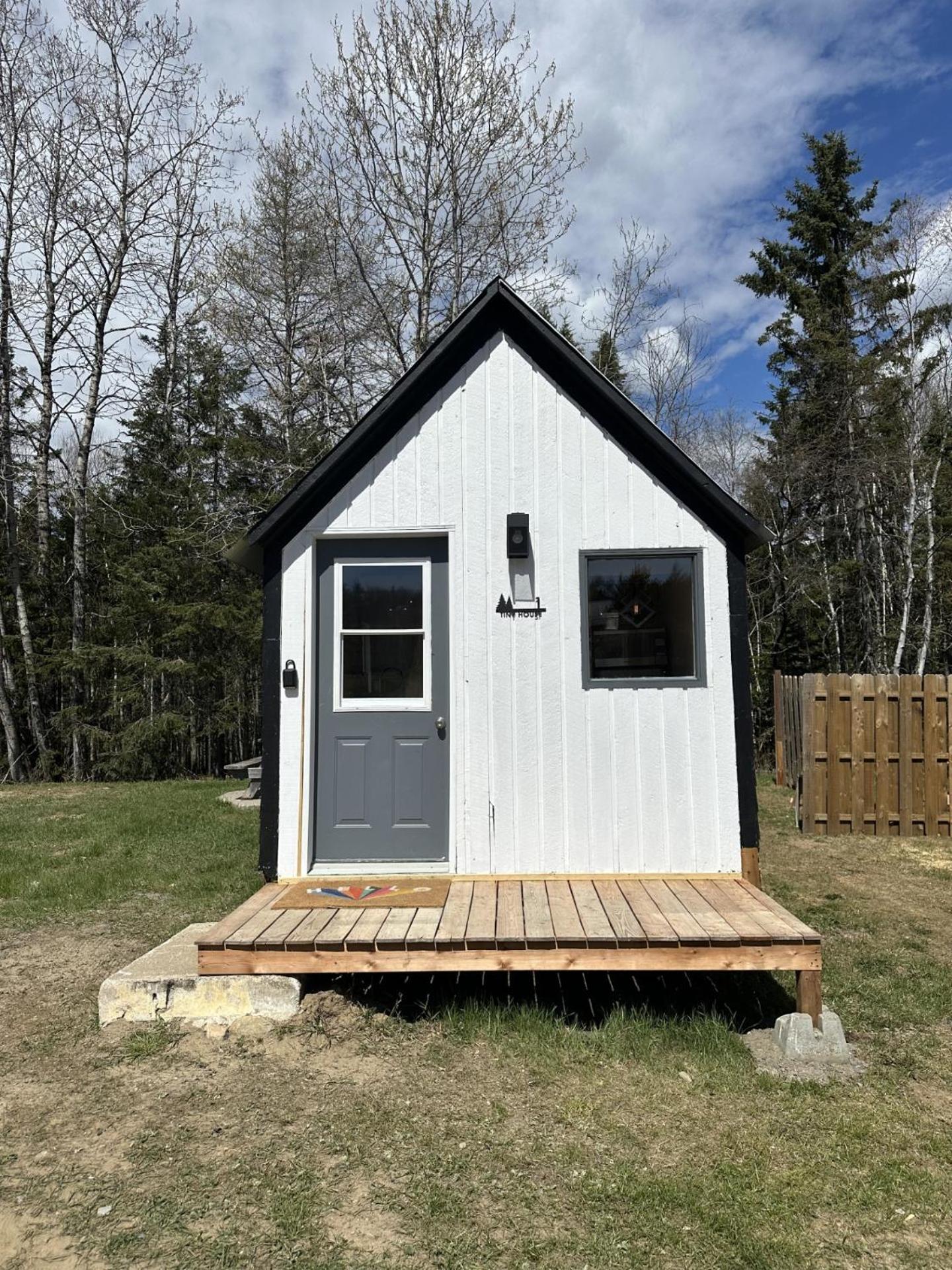 La Minimaliste- Small Chalet photo 2