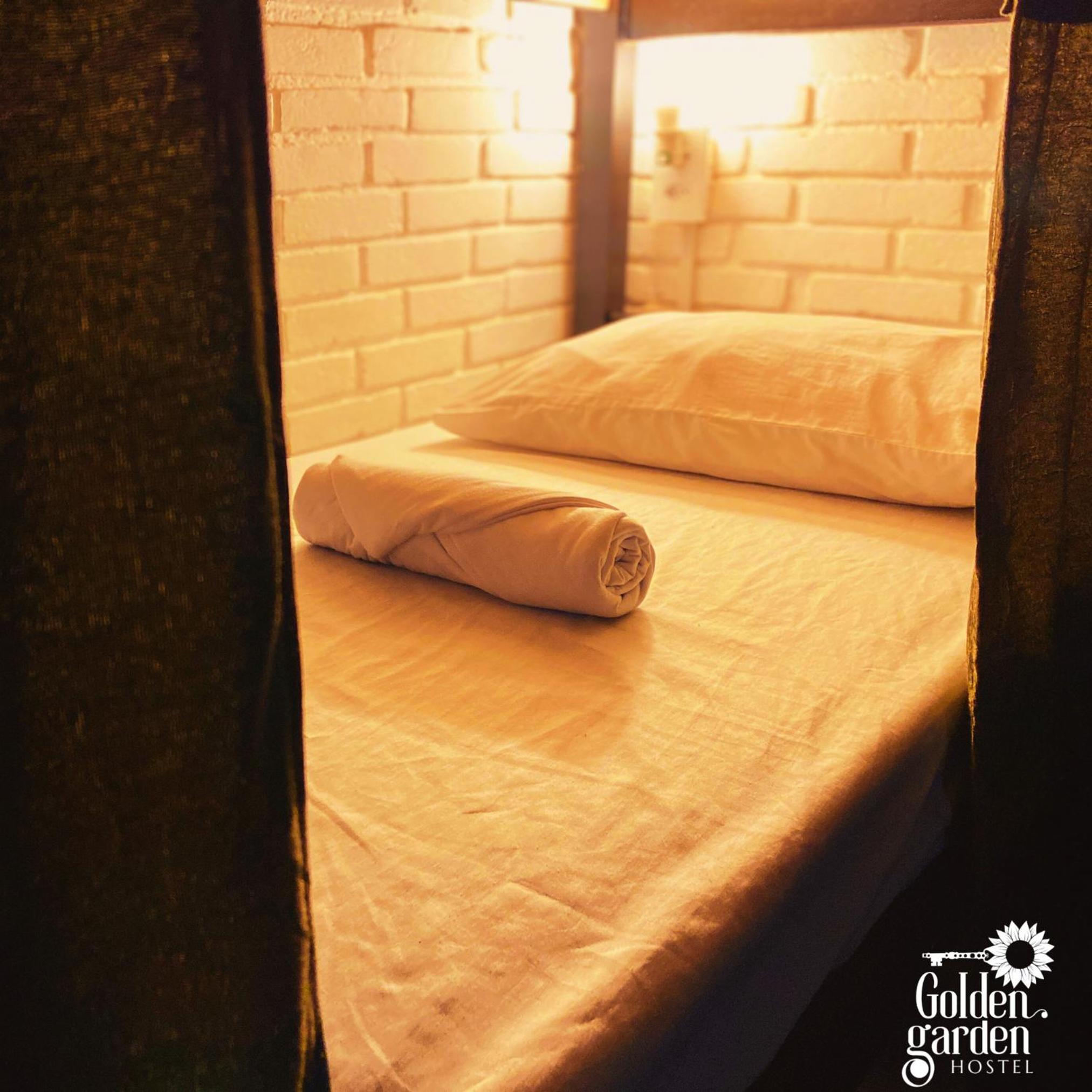 Single Bed in Mixed Dormitory Room photo 2