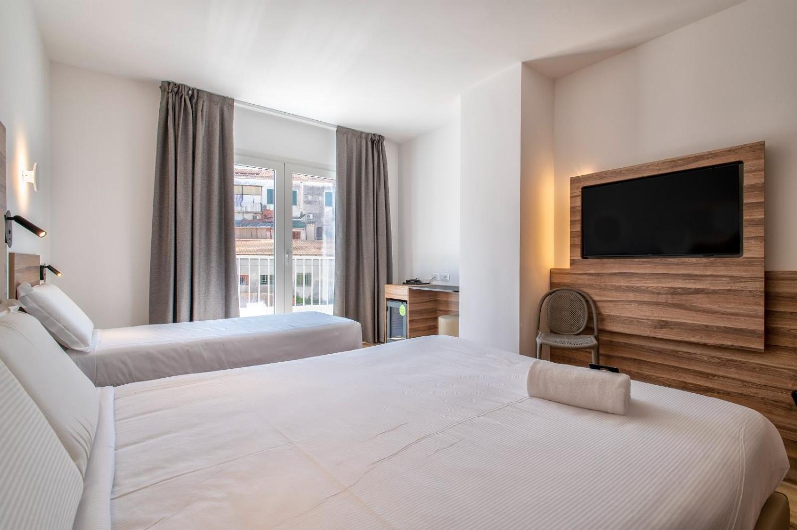 Triple Room - Photo 5