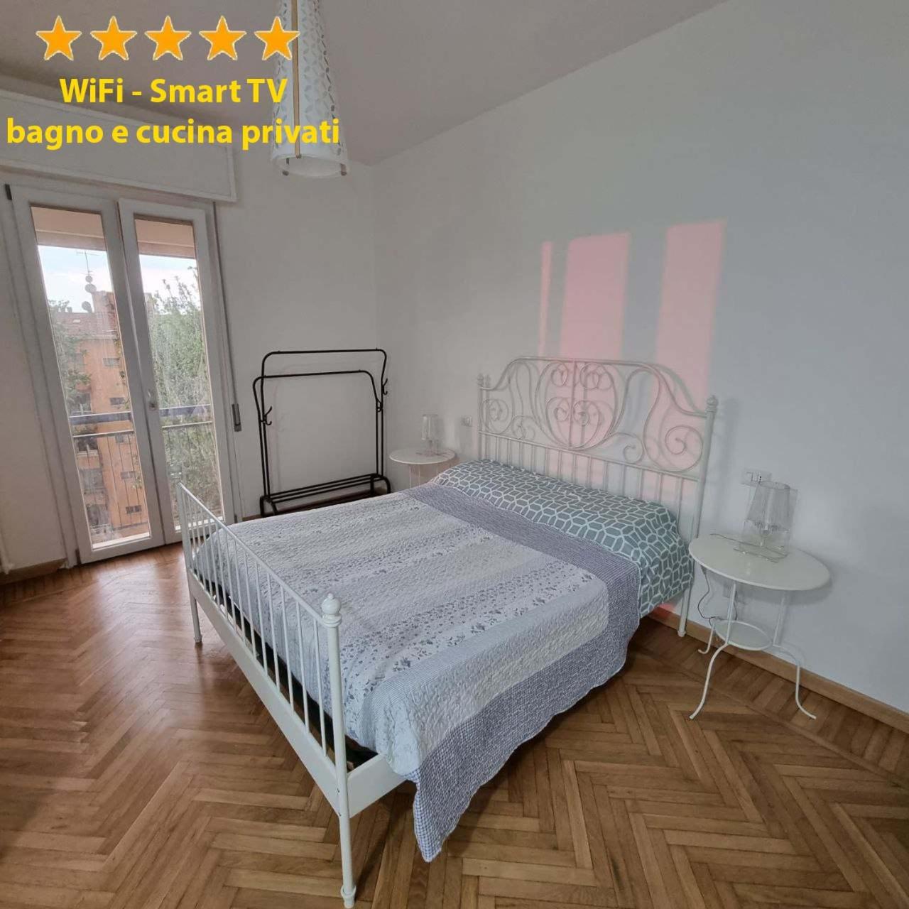 One-Bedroom Apartment with City View