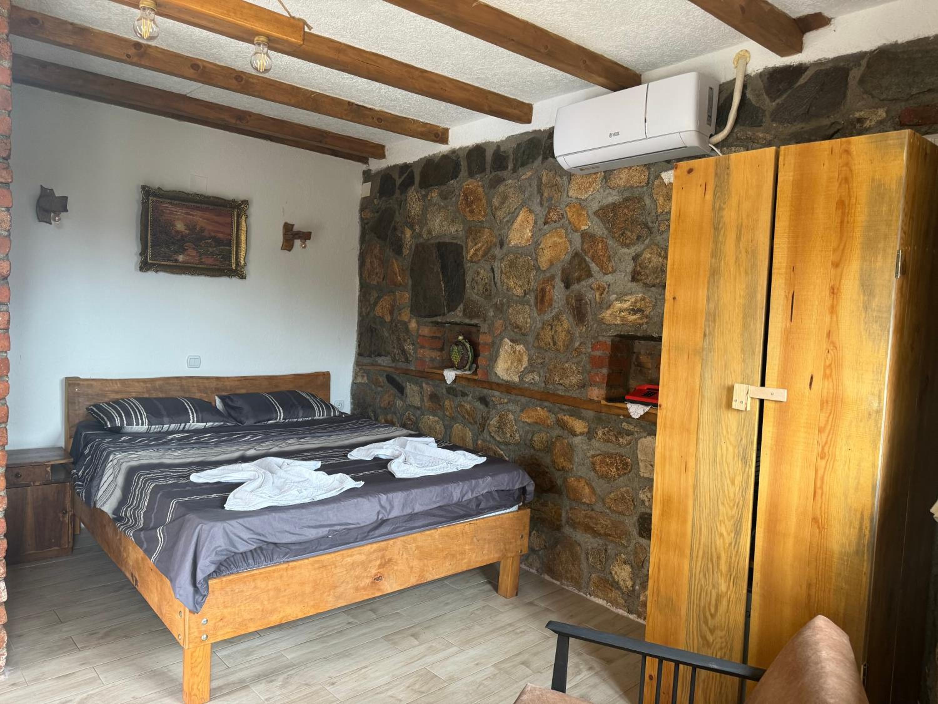 Double Room with Private Bathroom photo 1