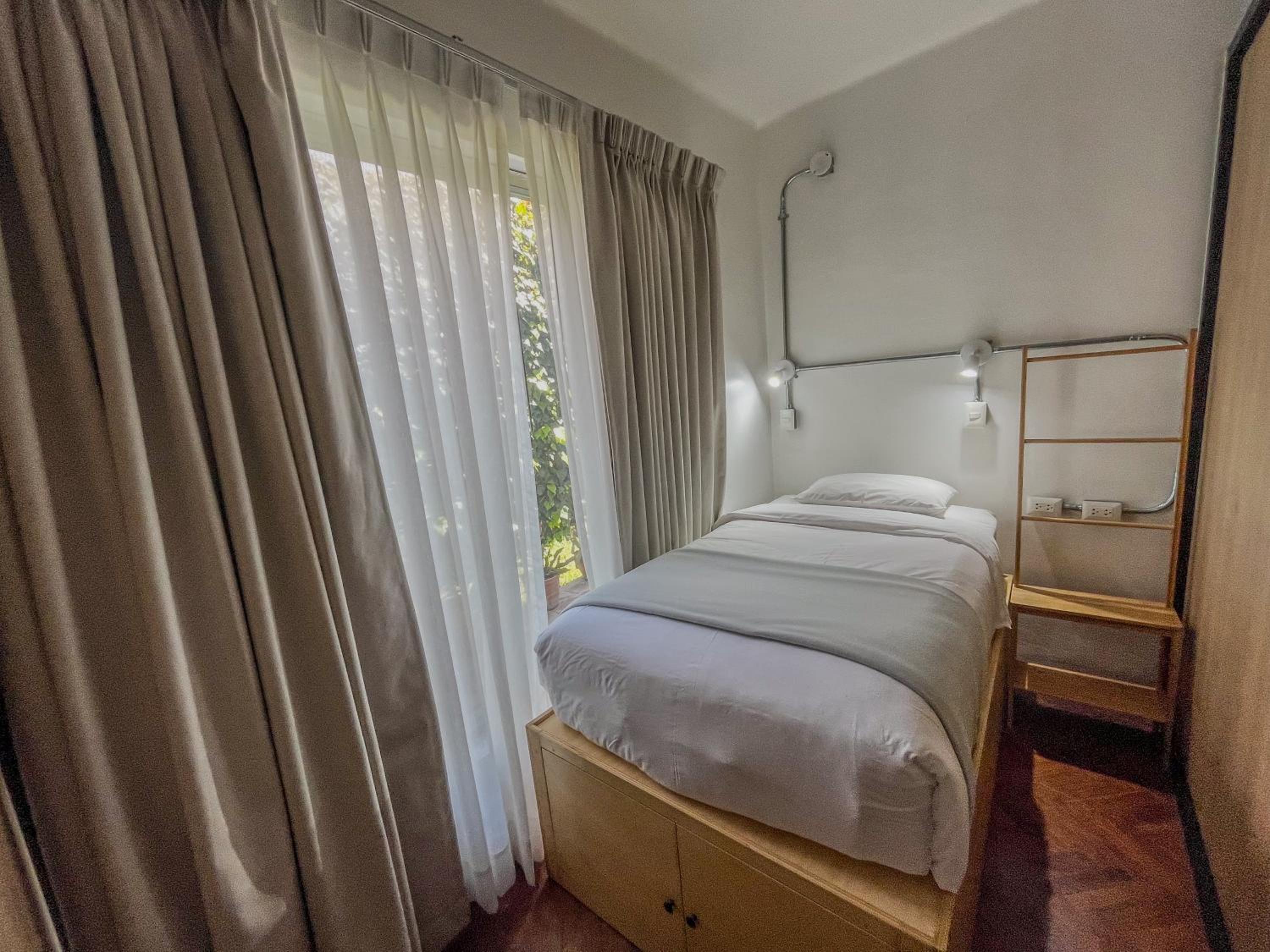 Single Bed in Dormitory Room photo 1