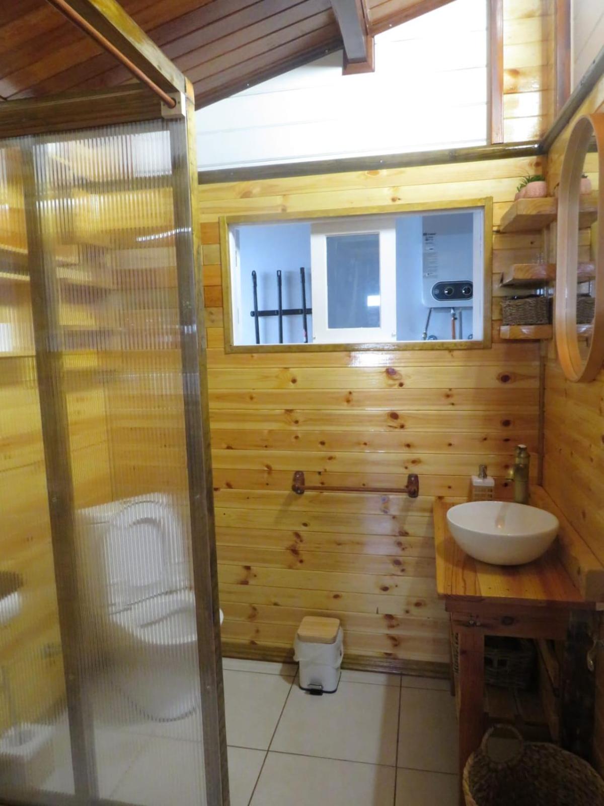Two-Bedroom House photo 3