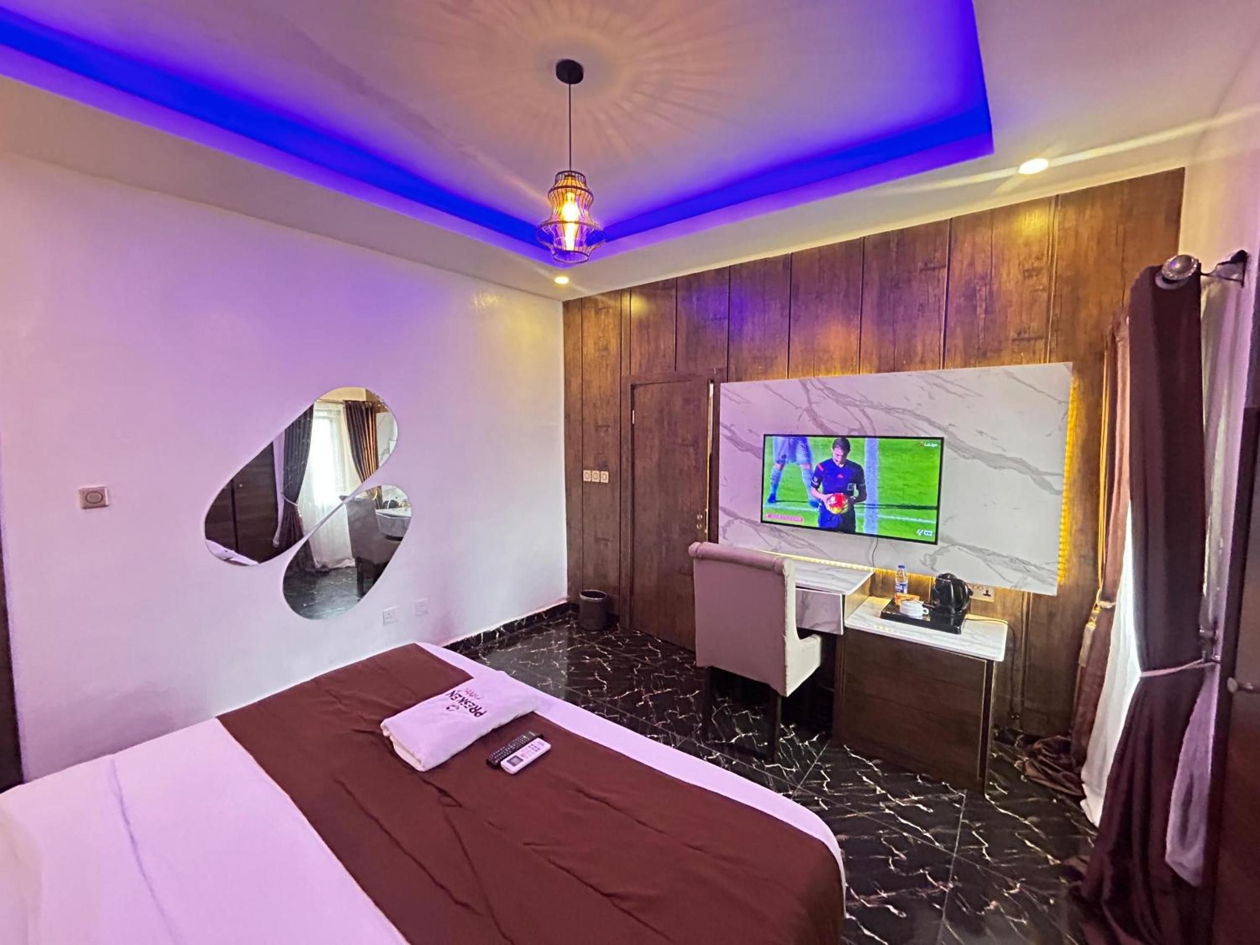 Queen Room